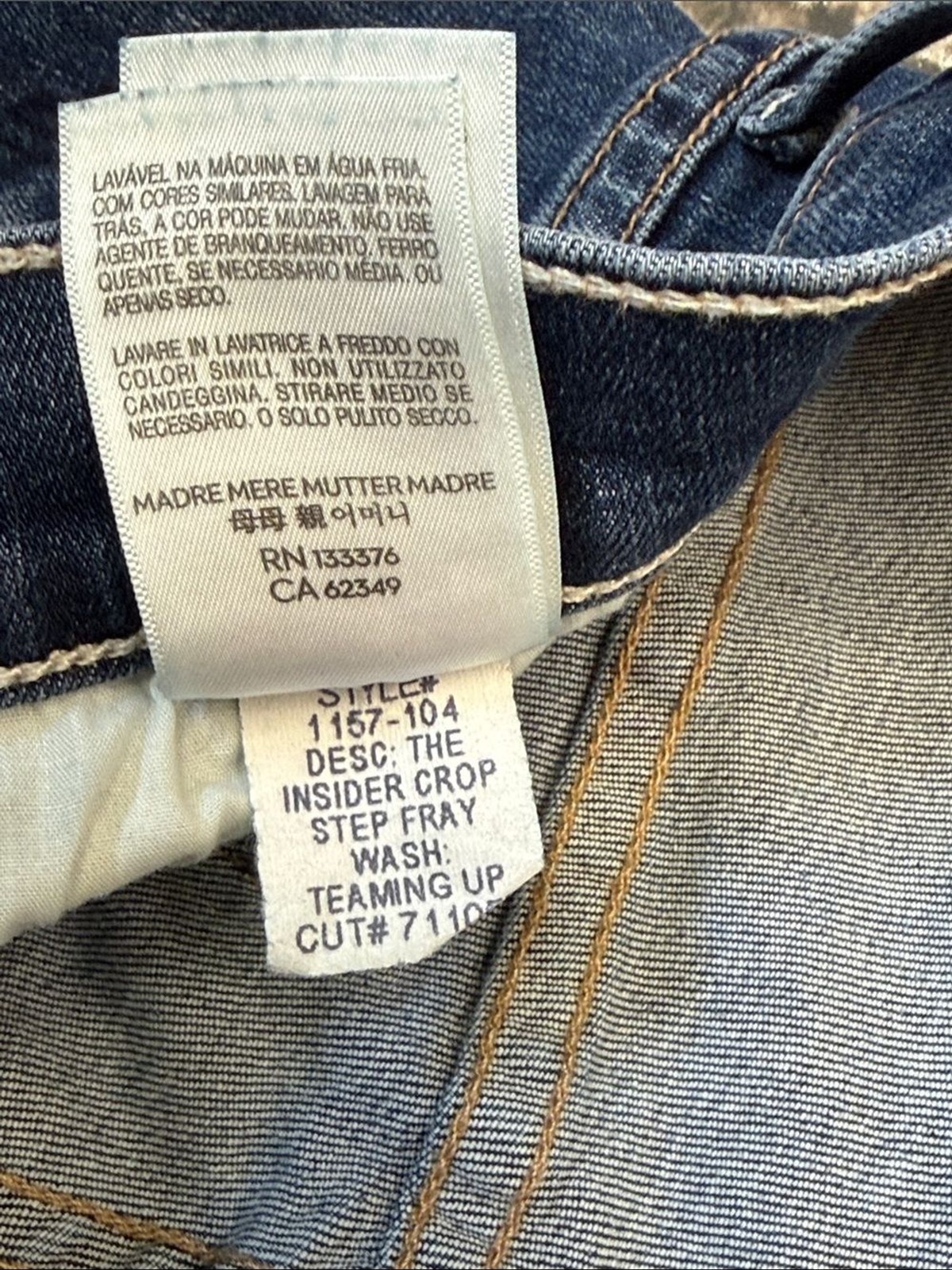 MOTHER Jeans 28 The Insider Crop Step Fray in Teaming Up Dark Wash