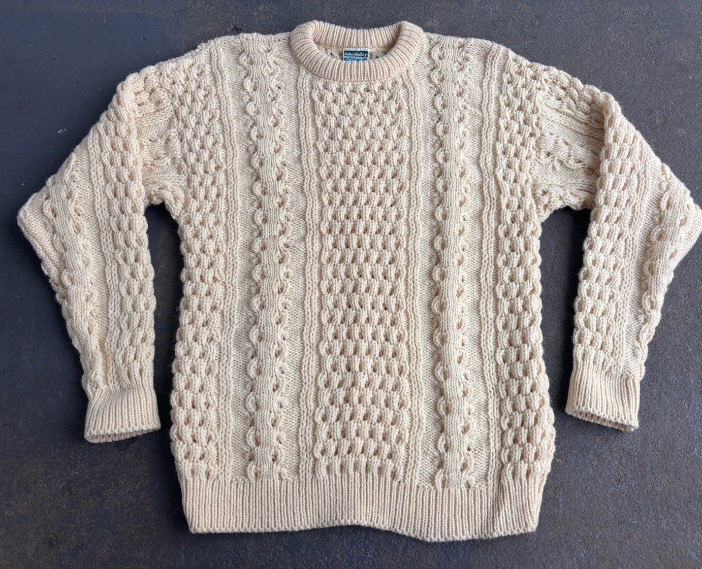 VTG John Molloy Ireland FISHERMAN sweater.ivory/excellent Condition.LG