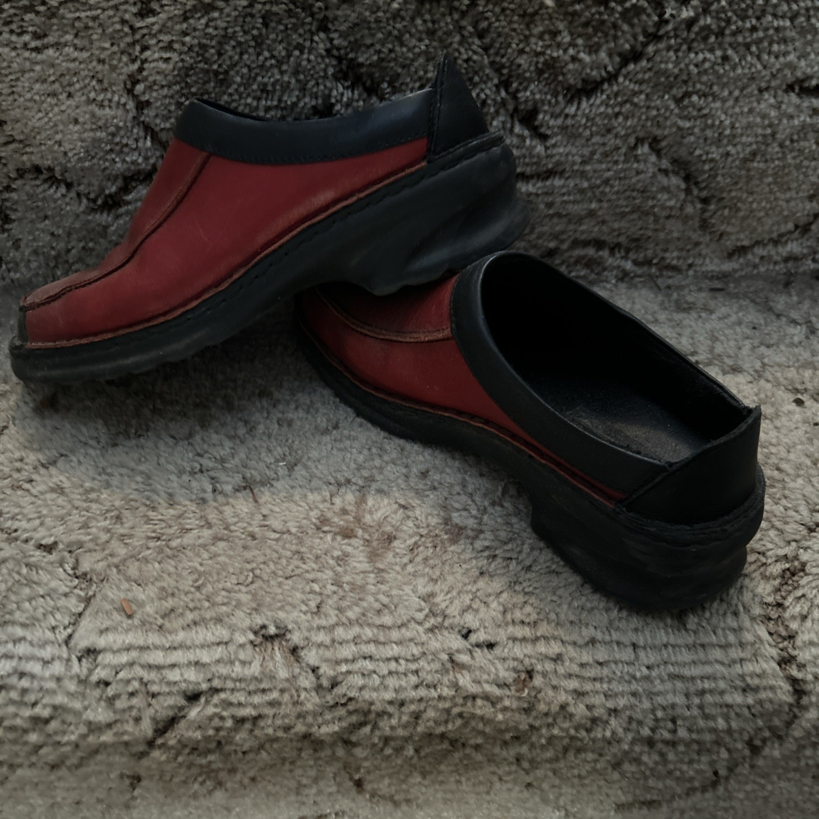 Josef Seibel Red Black moc toe Leather Clogs Mules 7.5 / 38 cosplay emo goth