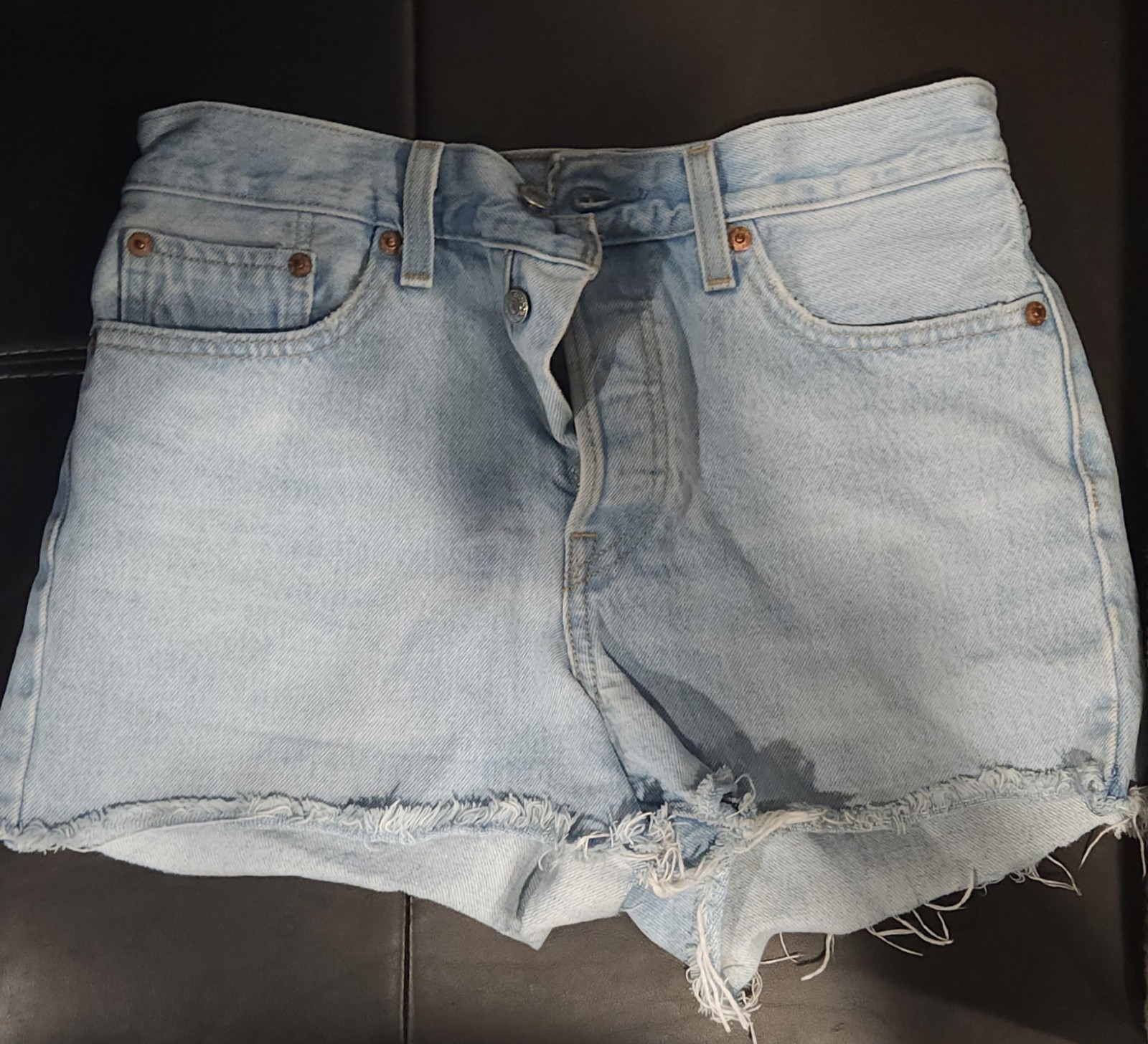 Levi’s Wedgie Short High Rise Cut Off Denim Shorts Women’s 27 Light Wash
