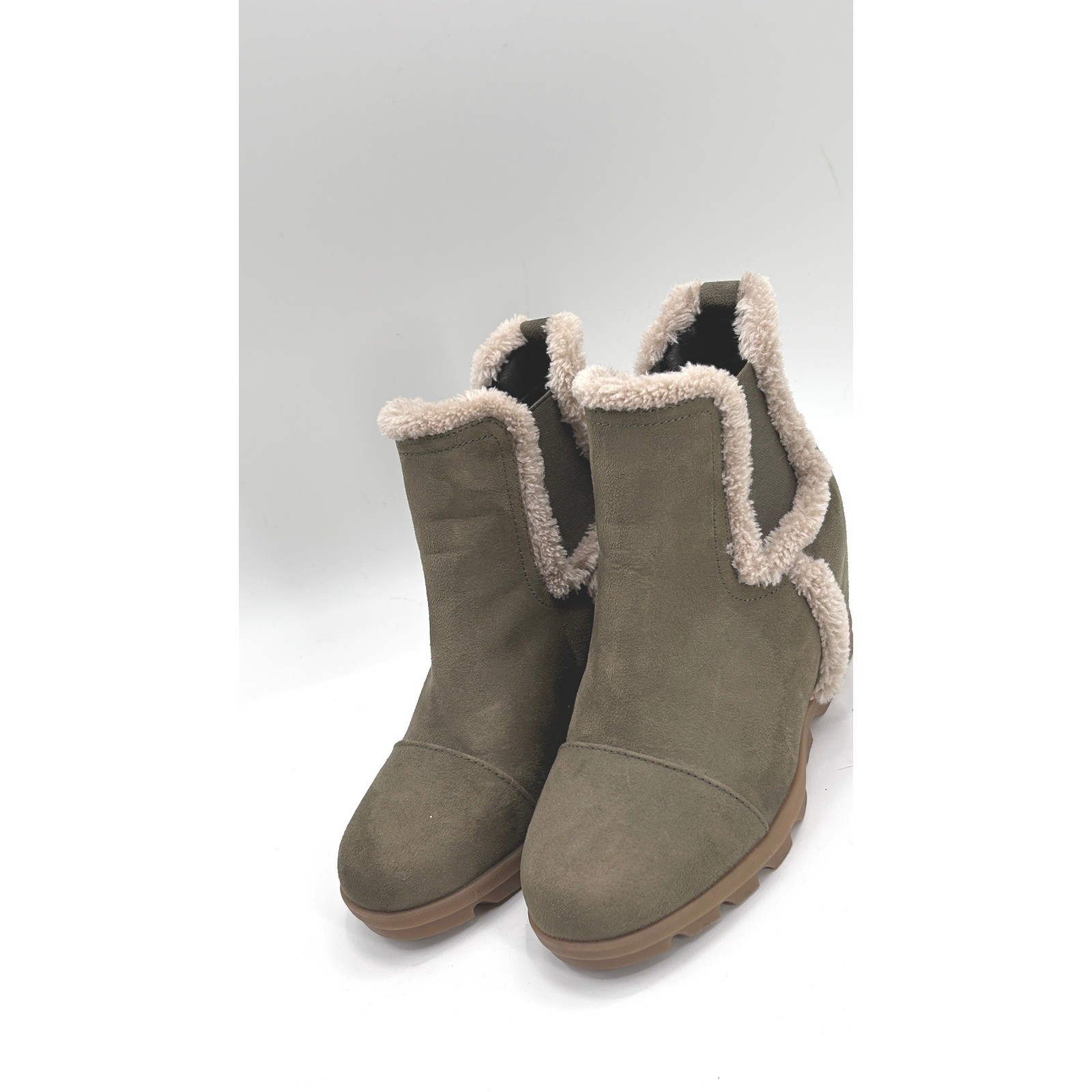 Sugar Haylei Hidden Heel Fur Trim Ankle Booties Olive Green Apres Ski Nordic