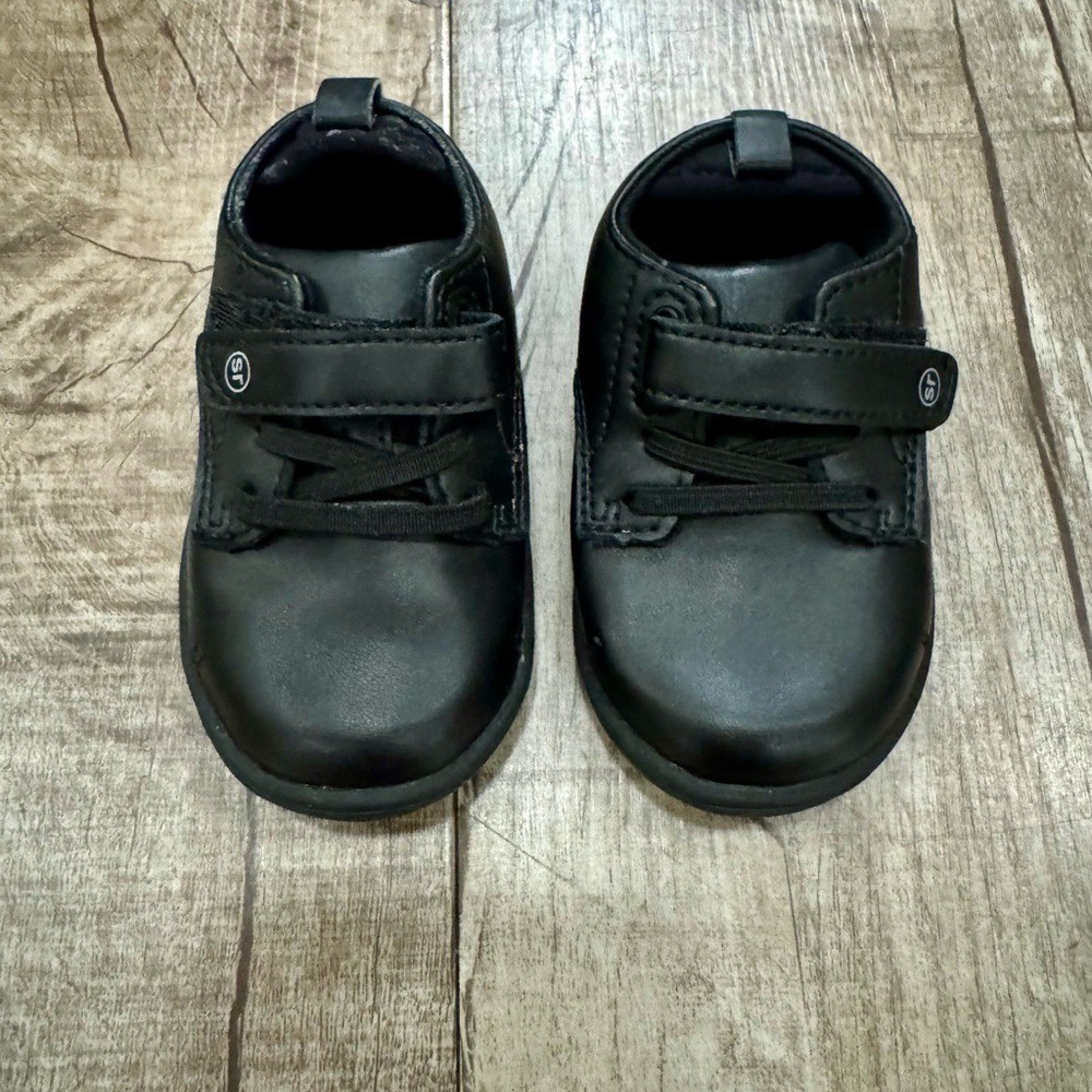 Stride Rite Giles Toddler Shoes Black Stretch NWOT Size 4W