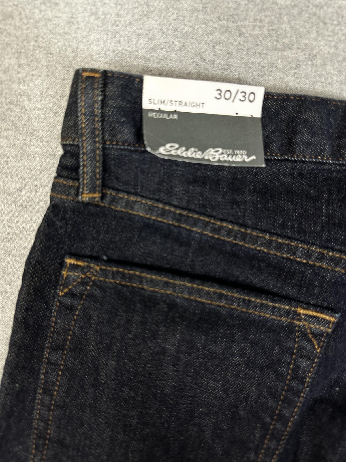 Eddie Bauer Jeans Mens 30×30 Blue Slim Straight Deep Rinse Stretch Denim NWT