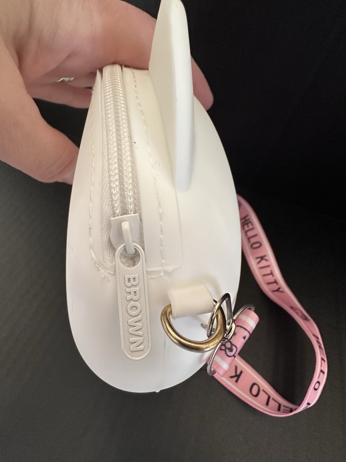Hello Kitty Silicone Rubber Shoulder Zipper Purse Crossbody Cosmetic Bag NWOT