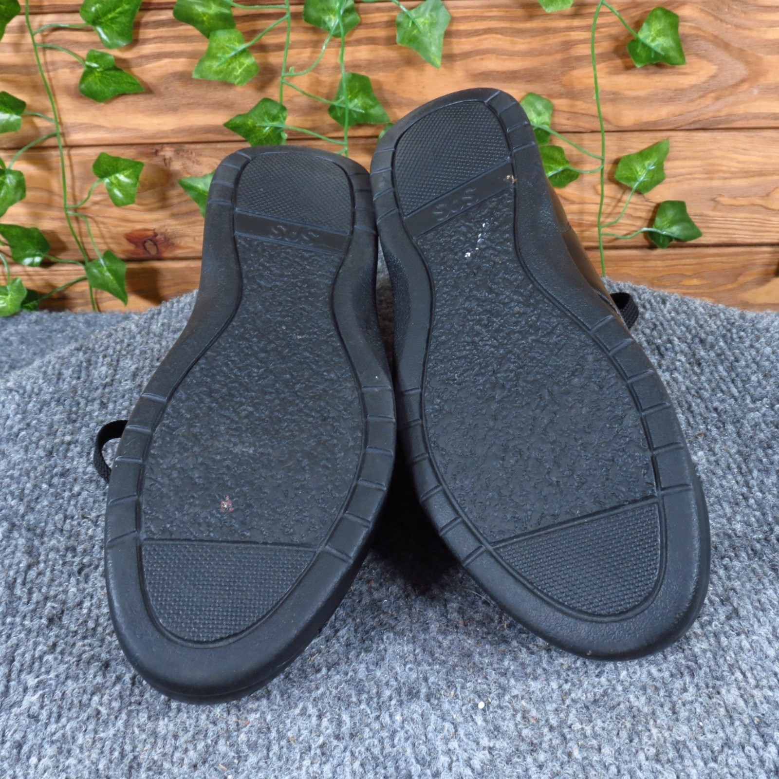 SAS Free Time Women Casual Walking Shoe Size 6 Comfort Daily Wear Black Leather