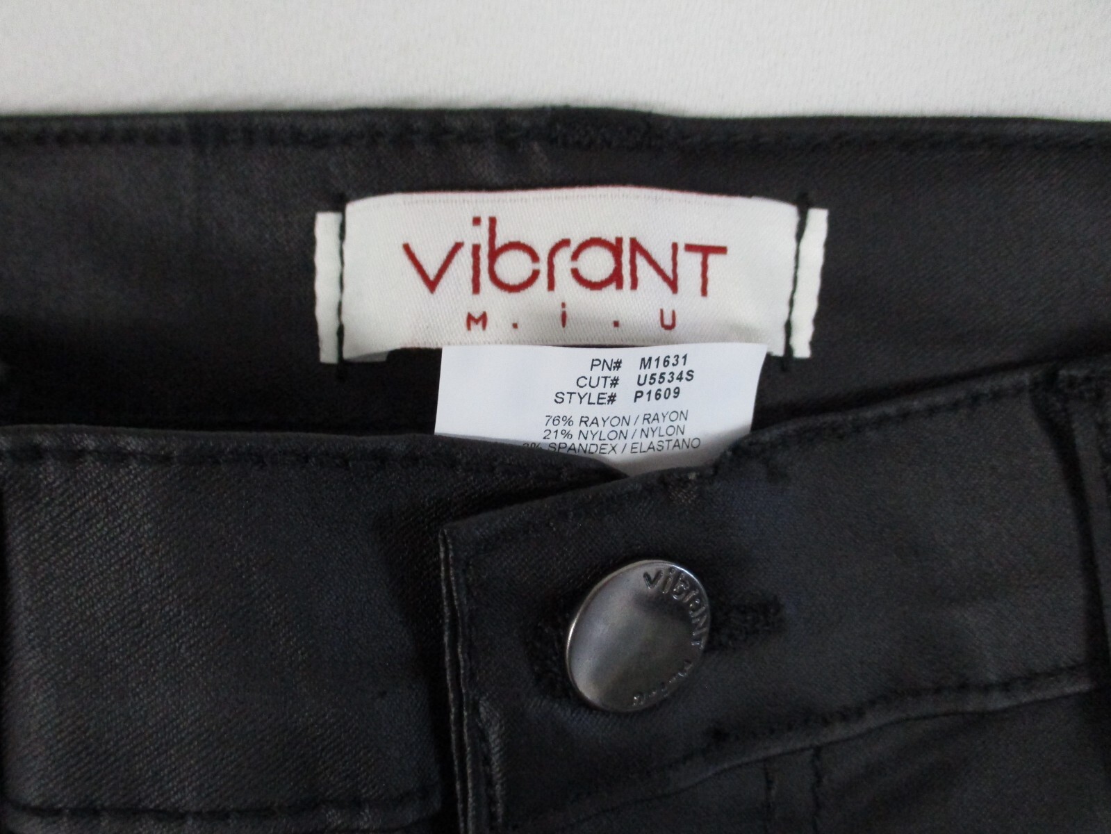Vibrant MIU Jeans Women’s Size 11 Black Faux Leather Nylon Skinny 29×30 p1609