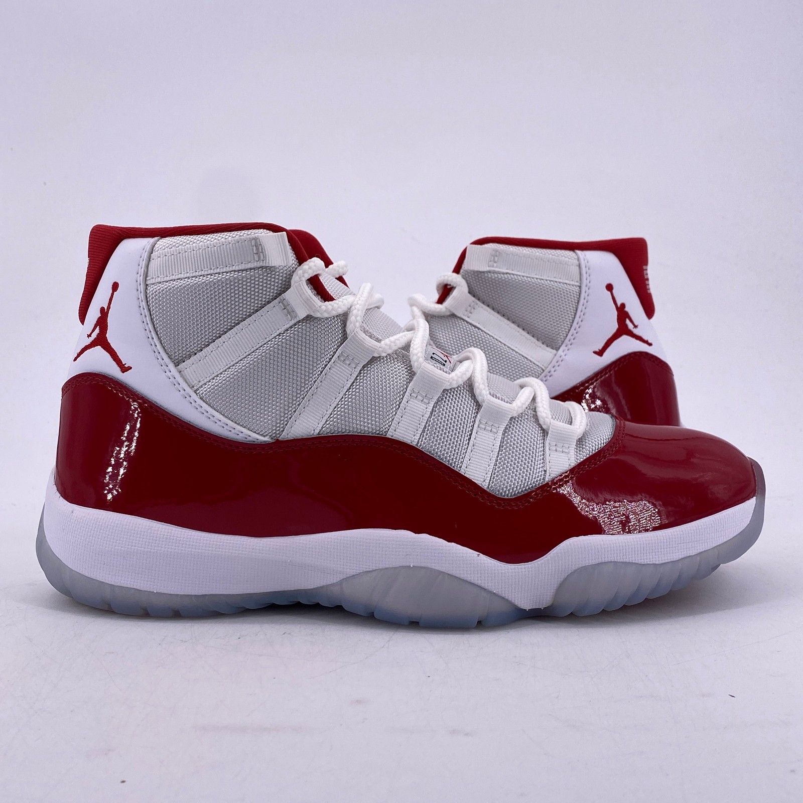 Air Jordan 11 Retro “CHERRY” 2022 – Size 10 – ct8012 116 (14949-5)
