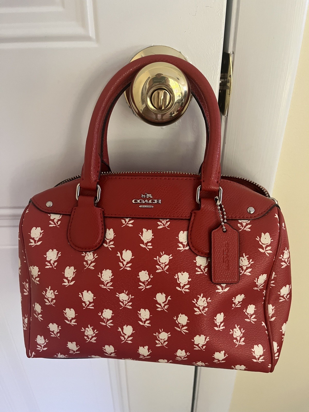 Coach Mini BENNETT Satchel In Floral Print Coated Canvas RED Crossbody