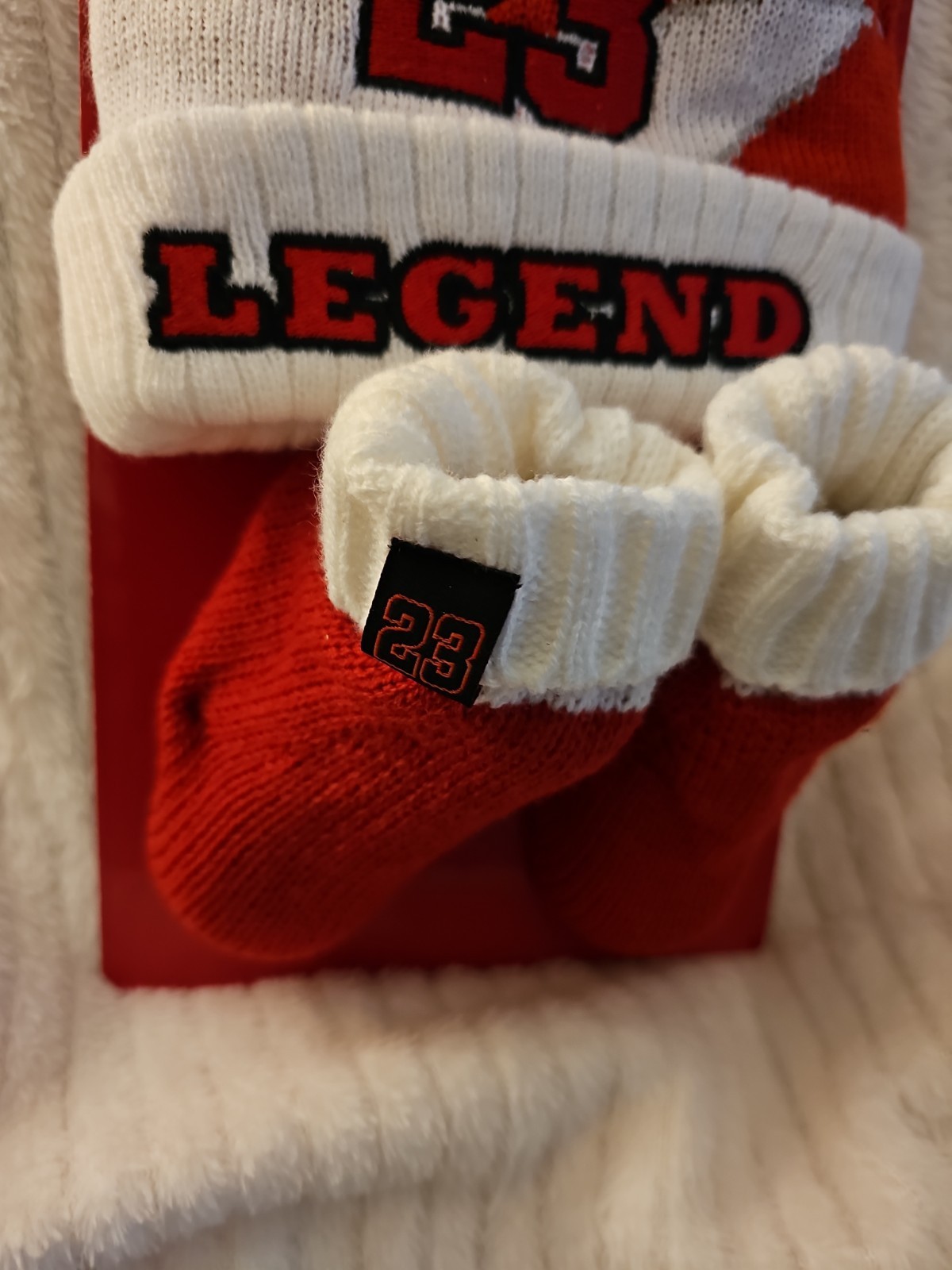 Legend 23 Red & White 2 Piece