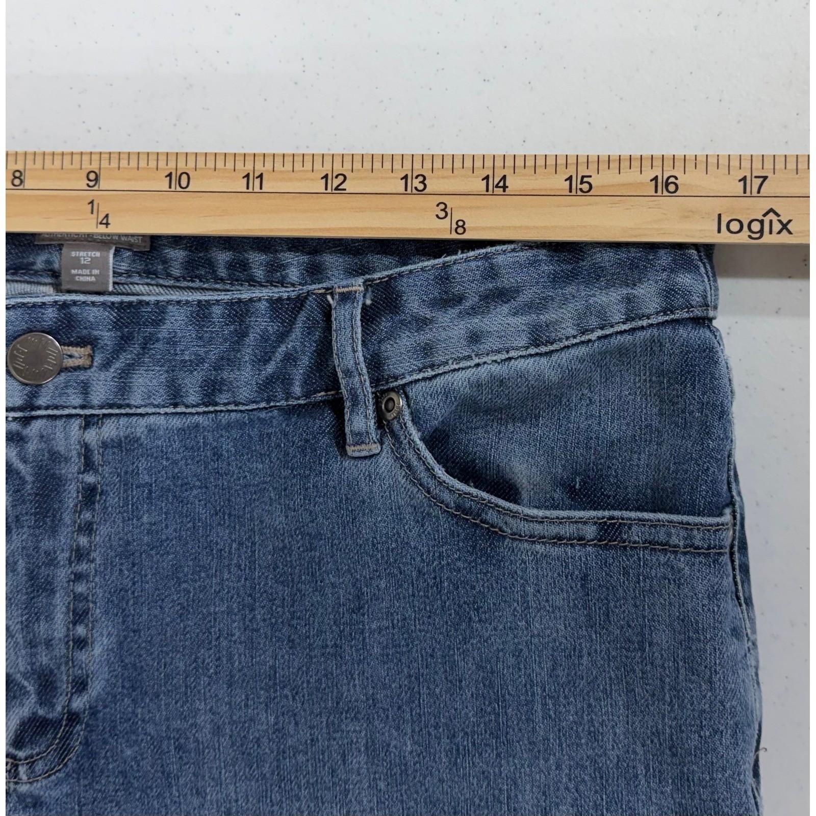 J Jill Authentic Fit Below Waist Straight Leg Jeans Size 12 (32×31.5) Mid Rise