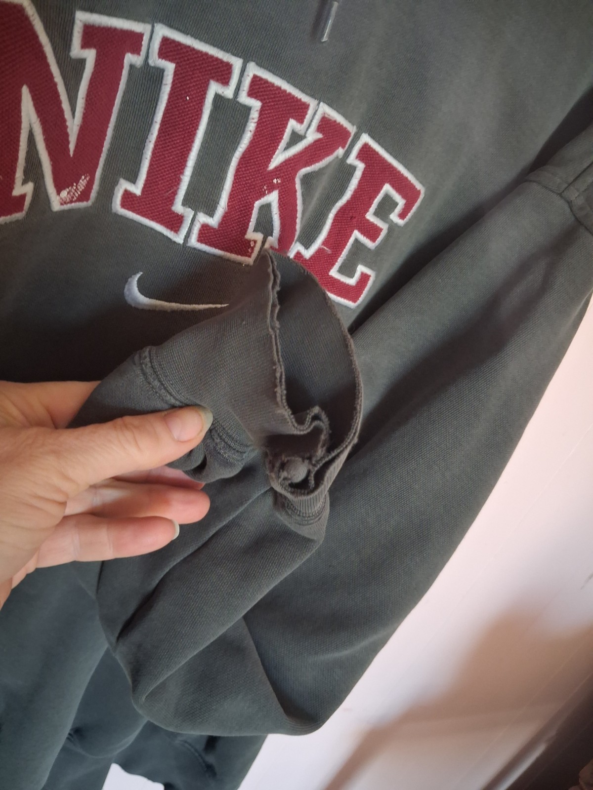 VTG Thrashed Nike Mens XXL Center Swoosh Gray Hoodie 90s Y2K Silver Tag Logo 2XL