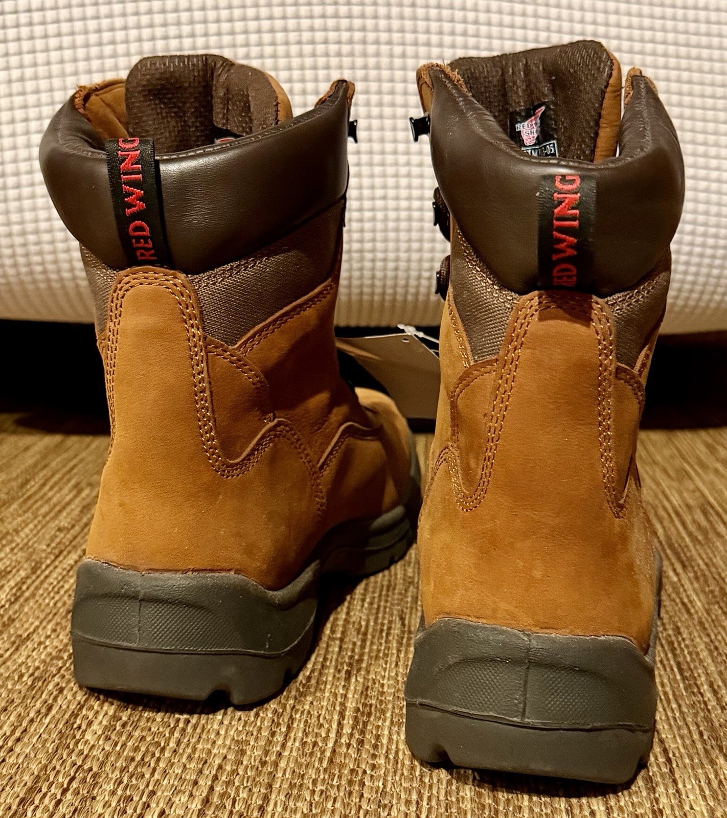 New Men’s 4485 Red Wing Brown Leather Waterproof Steel Toe Work Boots – 9.5