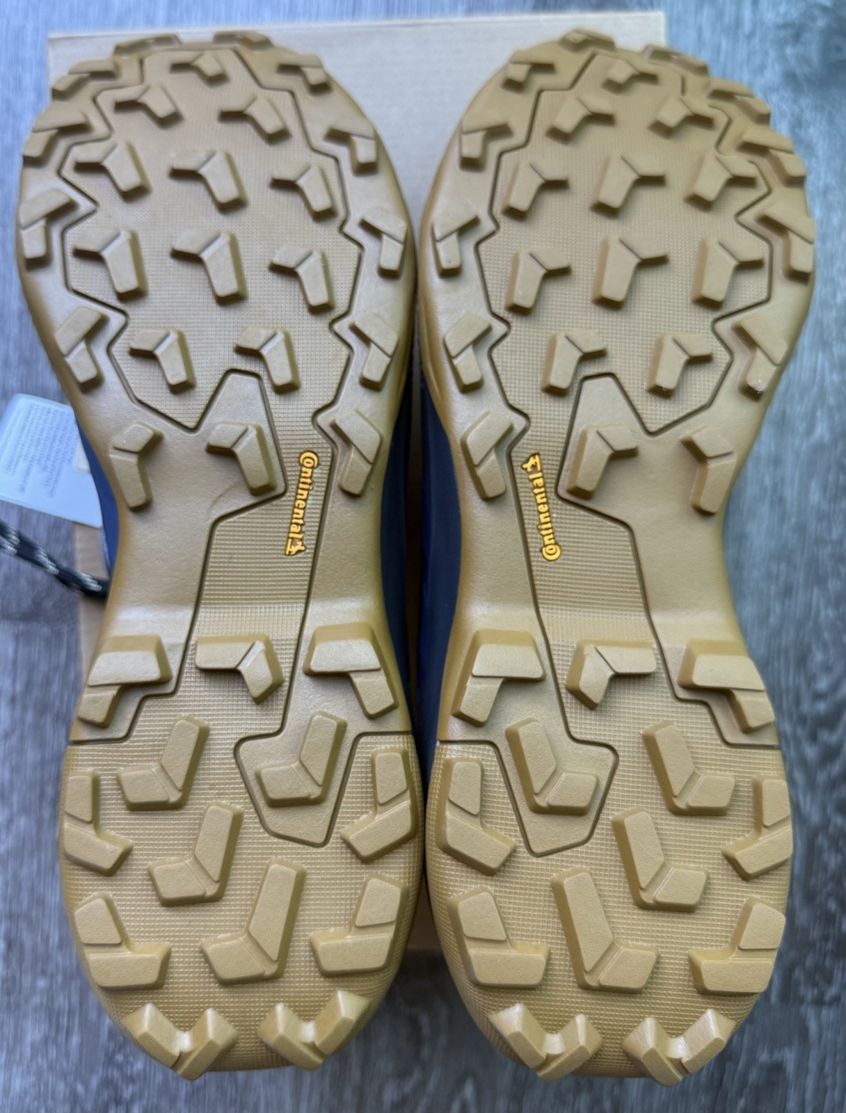 adidas TERREX Skychaser AX5 GTX Gore-Tex Men’s Hiking Shoes US 12 JQ2211