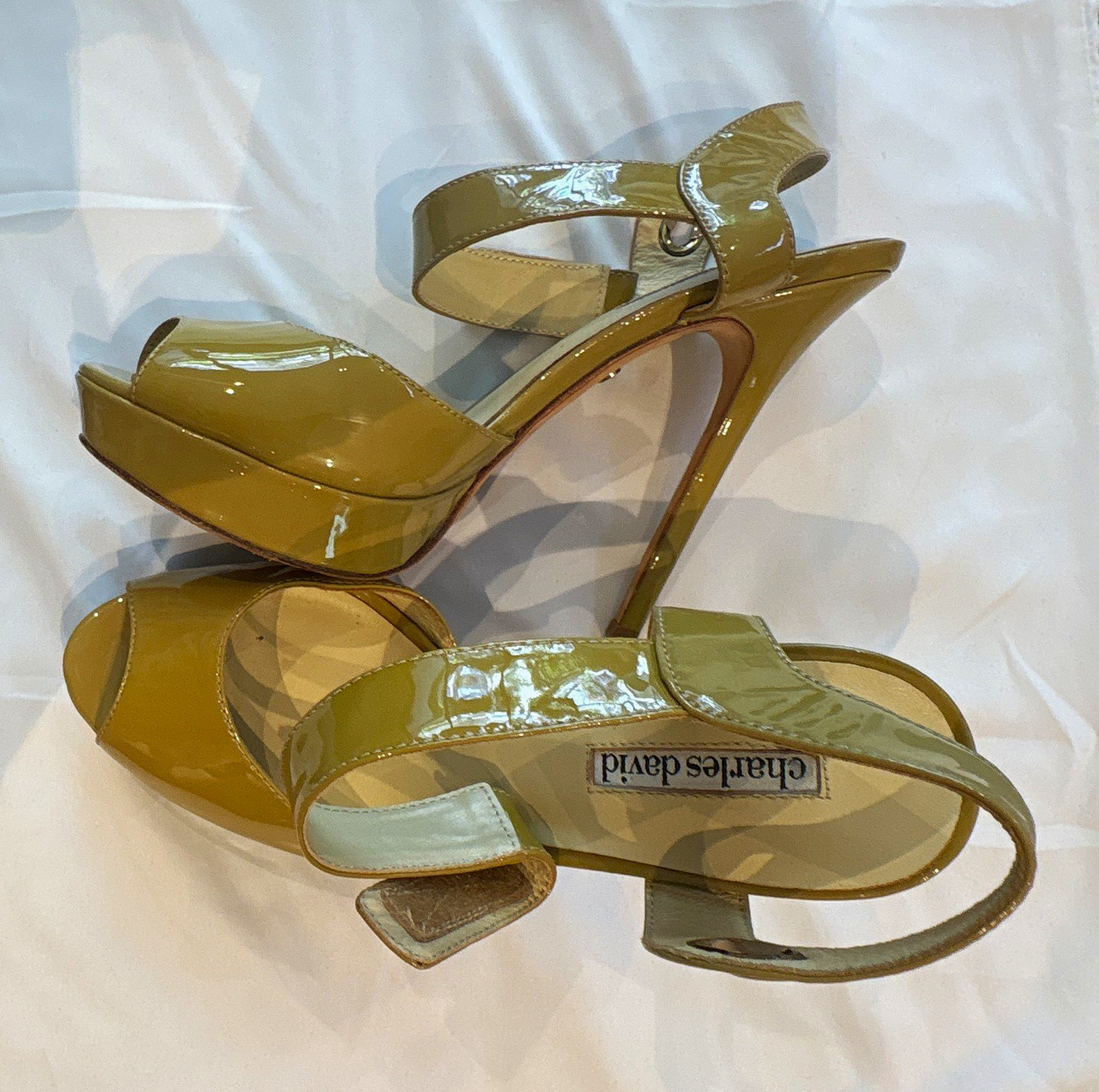 Charles David Women’s 8 Green Patent Leather Strappy Peep Toe Buckle Heels