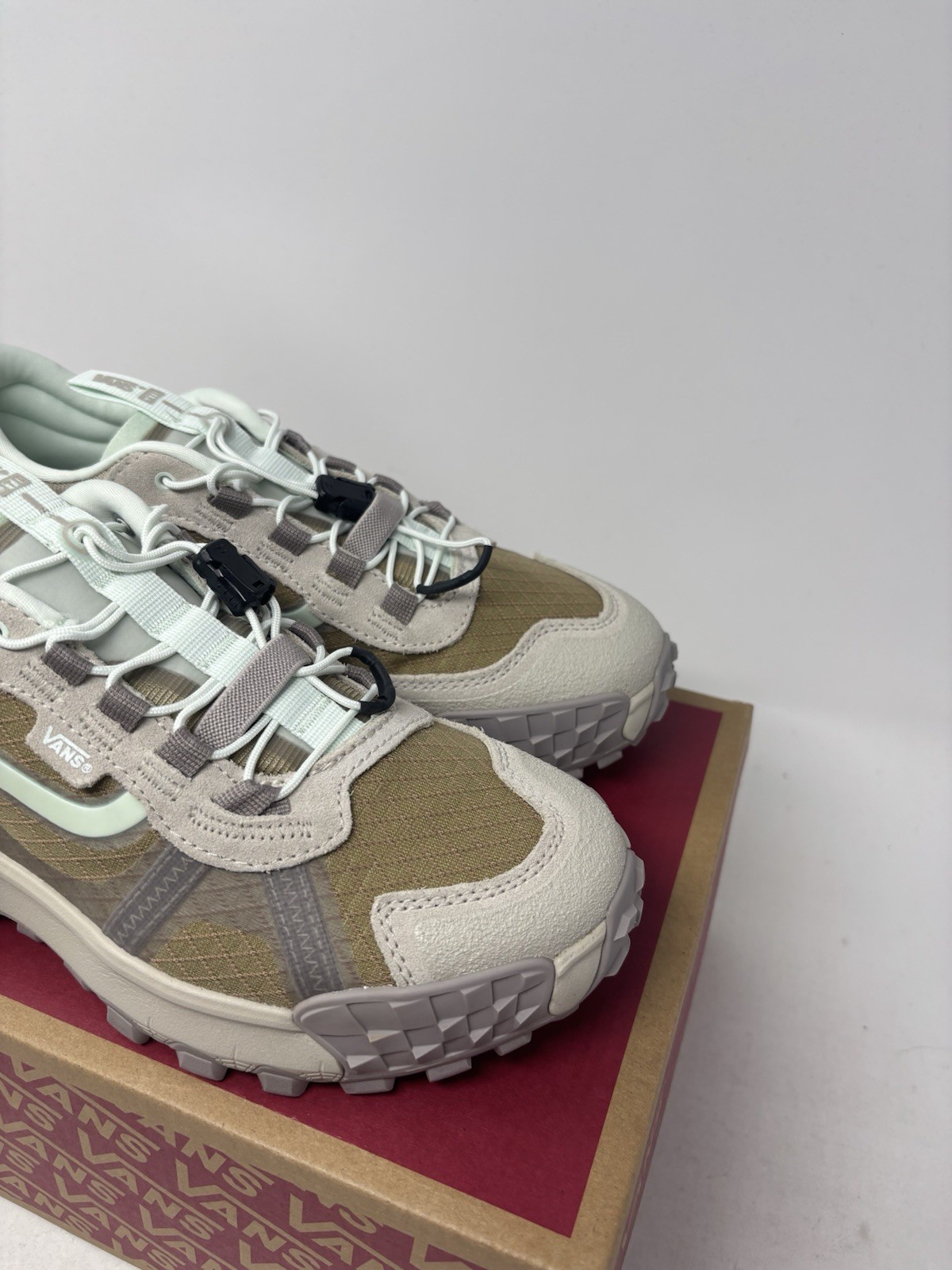 Vans MTE Crosspath XC Hiking Shoes Peyote Beige Mint Green Women’s Size