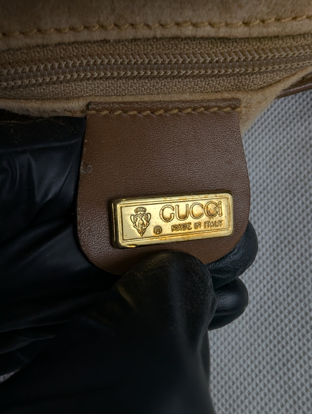 Vintage Gucci GG Supreme monogram pouch Handbag Brown Canvas Leather.