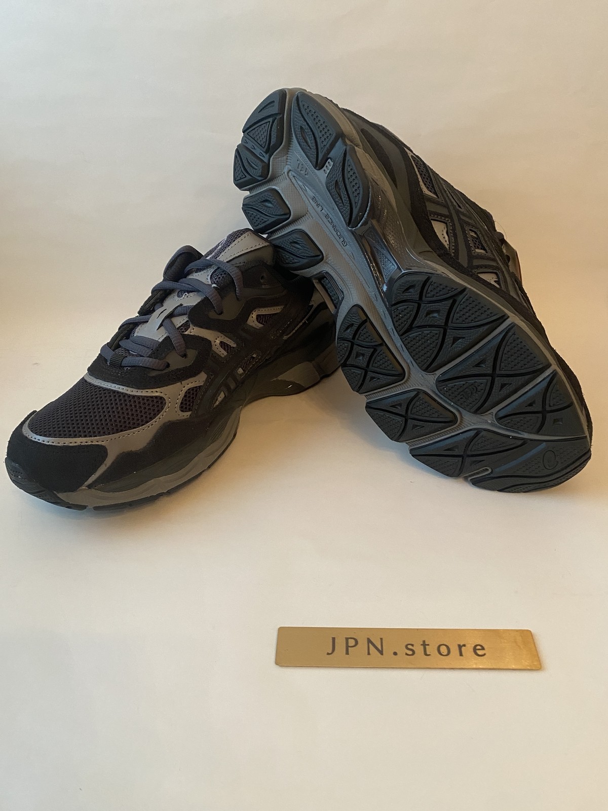 Asics GEL-NYC Black Graphite Grey Men’s 1201A789-020 Color BLACK / GREY Japan