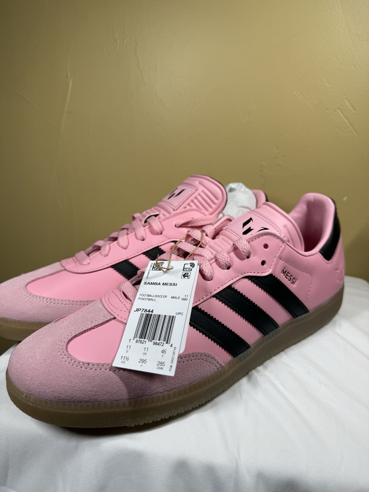 adidas Lionel Messi x Samba Light Pink/Core Black Gum Low Top Lace-Up 11.5 mens