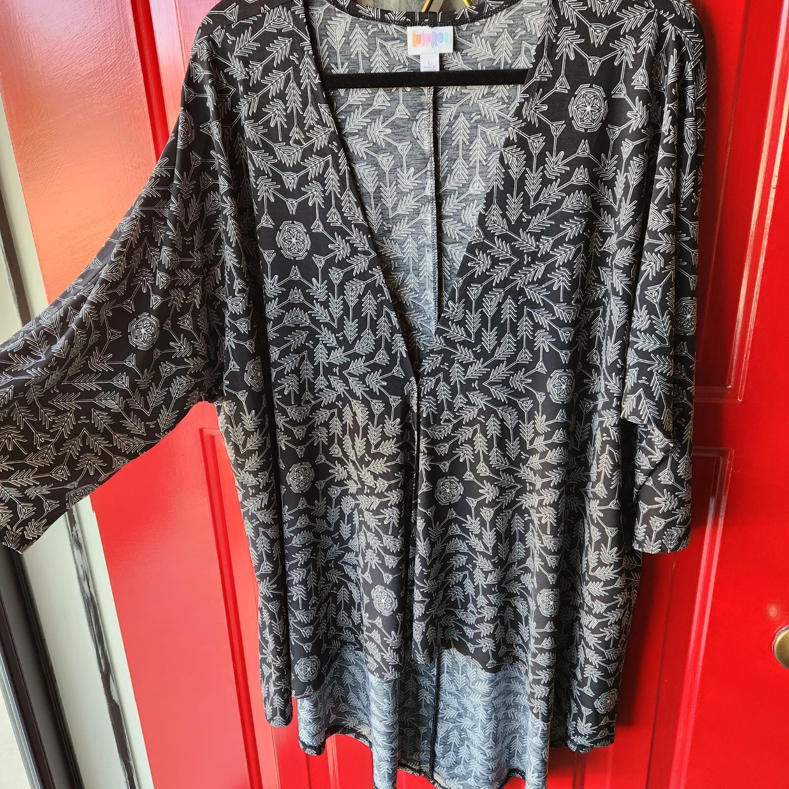 LULAROE Black & White Long Open Cardigan Jacket Duster Kimono Women’s size LARGE