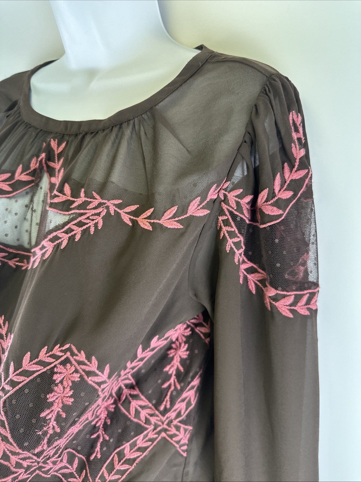 Anthropologie Long Sleeve Applique Blouse Brown Pink Embroidered Ruffle Chiffon