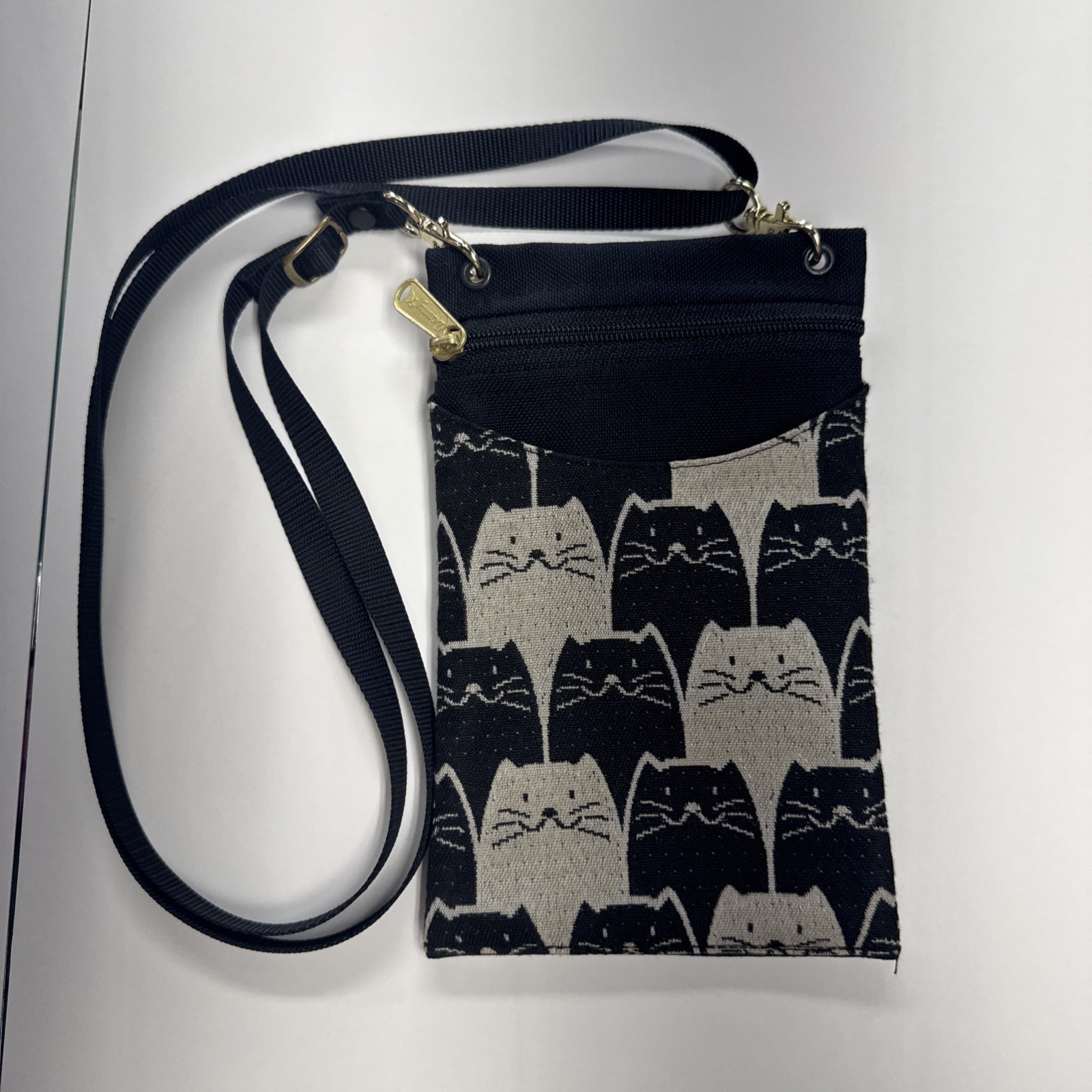 Danny K Becky Cat Meowser 5×8 Upholstered Crossbody Bag