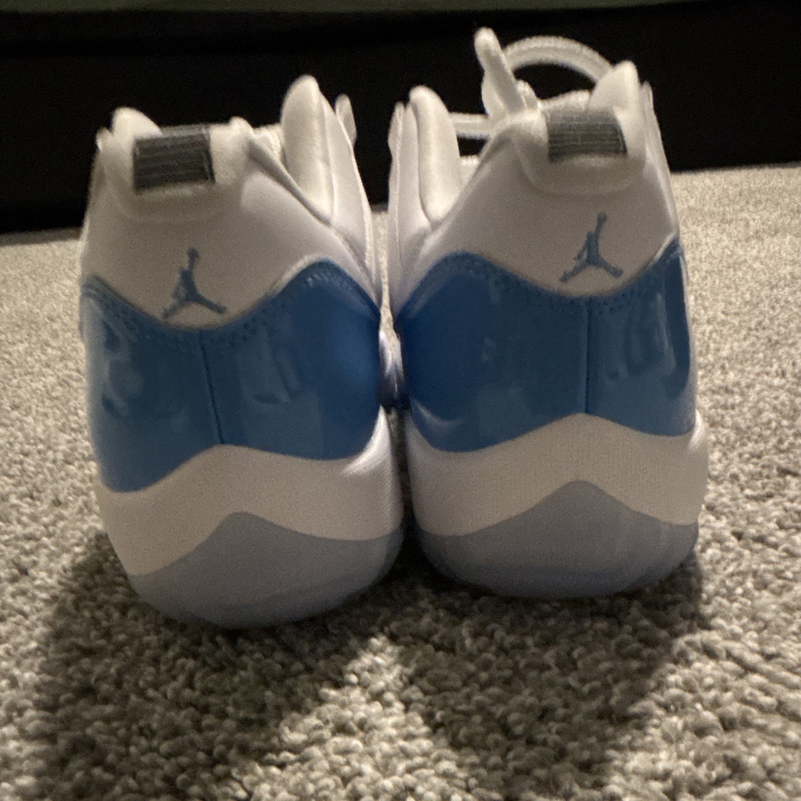 Jordan Air Jordan 11 Retro Low UNC White/University Blue/Black FV5104-100