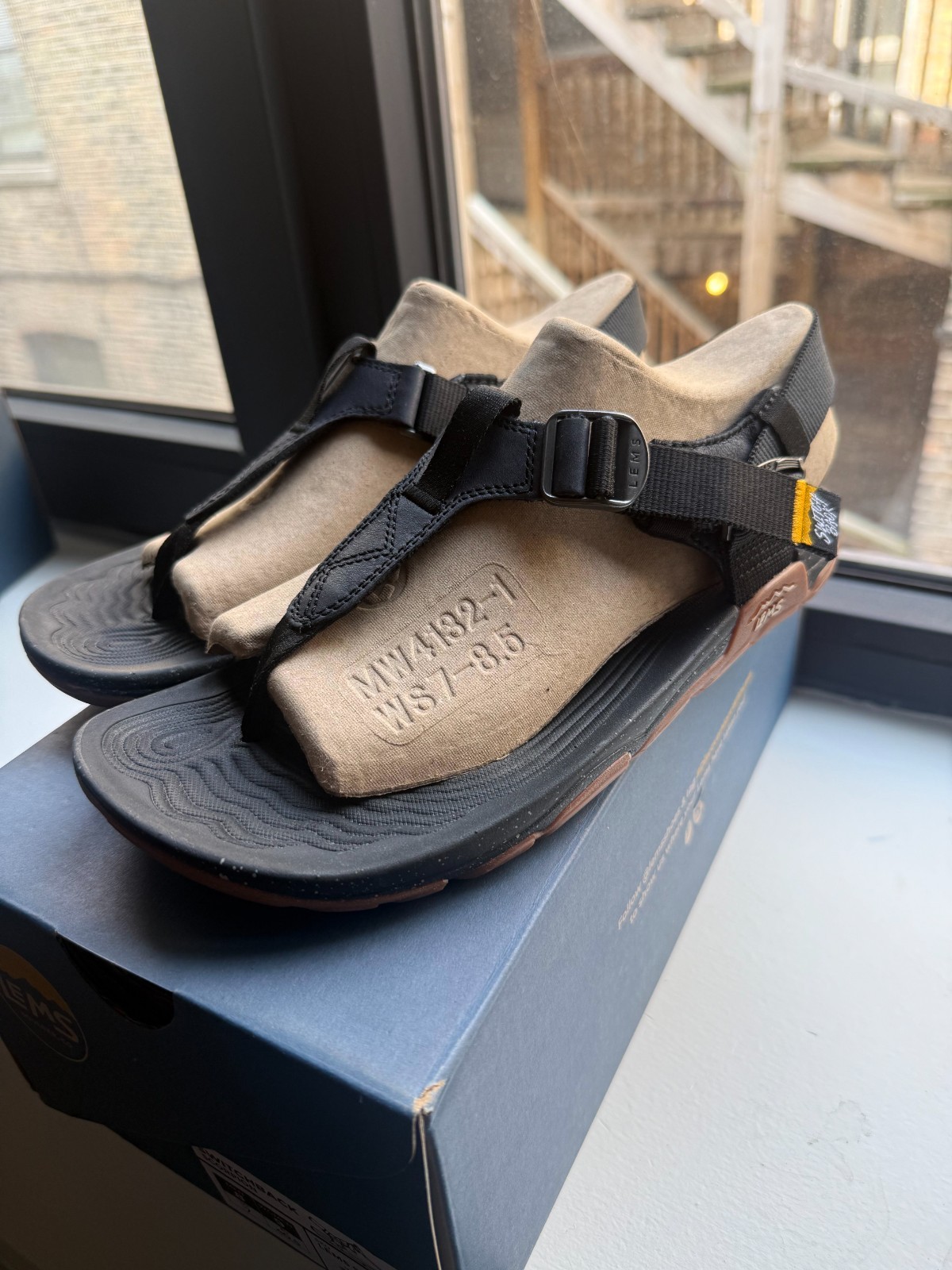 Lem’s Women’s Switchback Sandal – SCORPION – (ALL SIZES/NEW) 🦂
