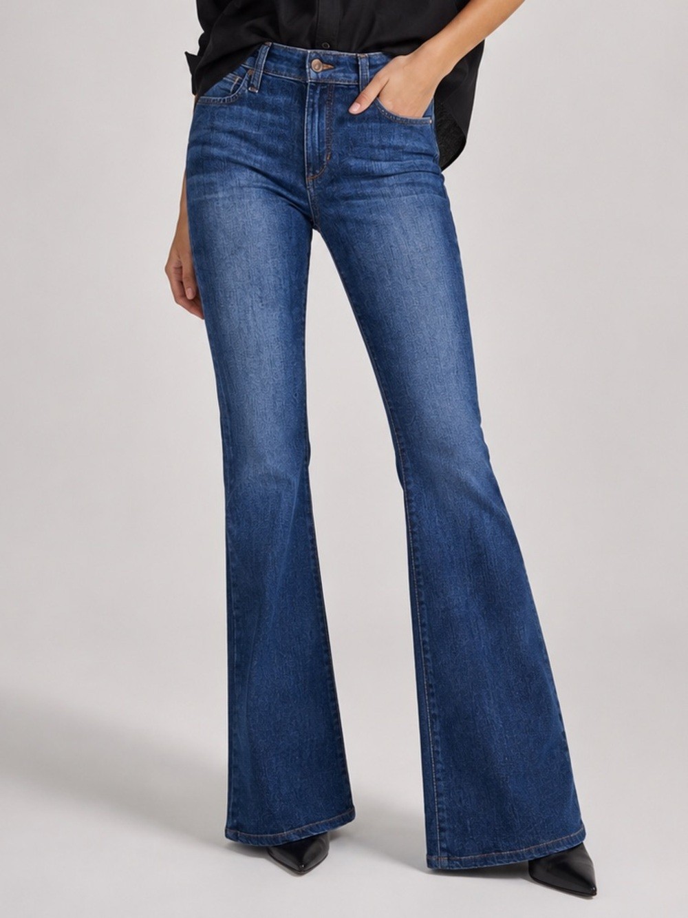 Joe’s Jeans Flawless The Icon Mid Rise Flare Jeans – Size 26 (NWOT)