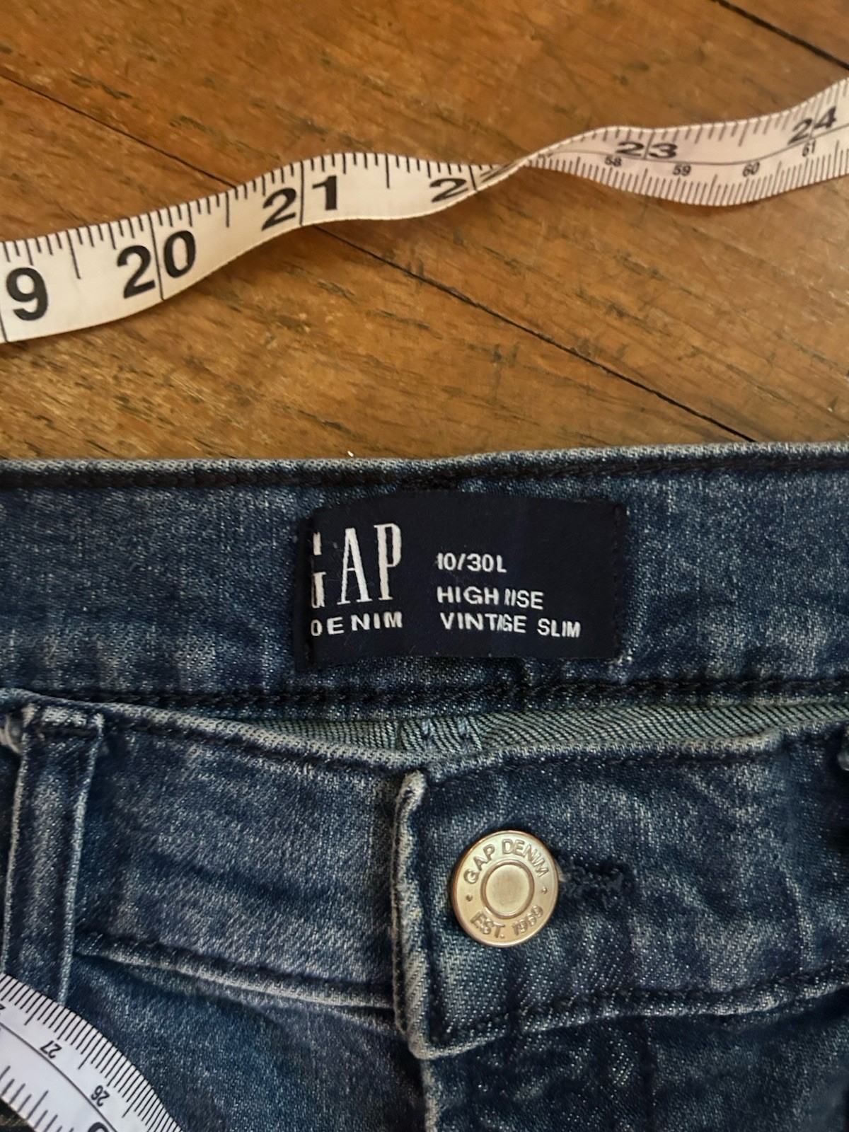 Gap High Rise Vintage Slim Jeans 10/30 Long