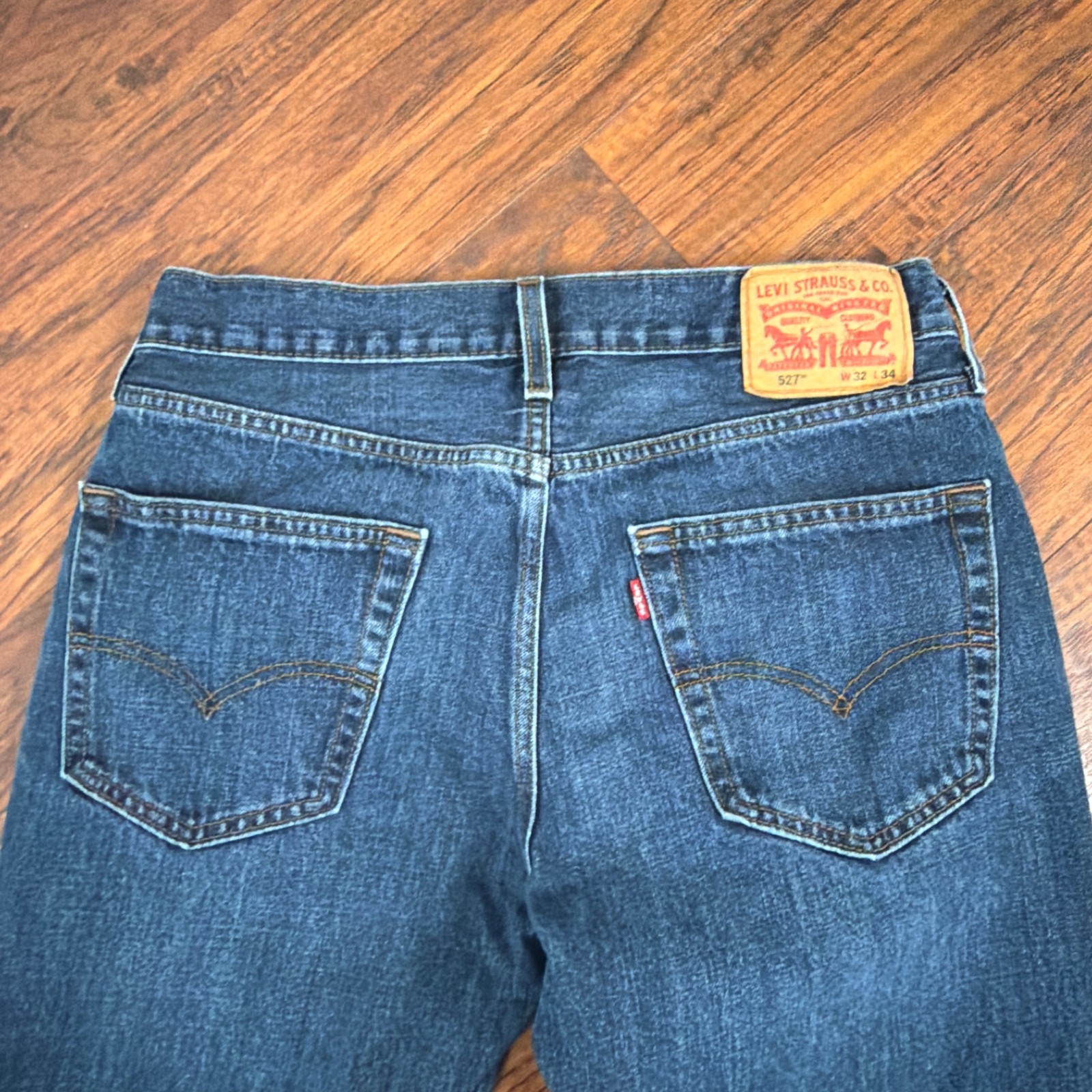 Levis 527 Jeans Mens 32 Boot Cut Slim Fit Mid Rise 100% Cotton Denim Cowboy