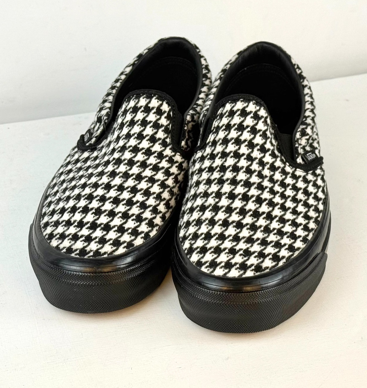 M6 W7.5-VANS LX Classic Slip-On 98 Skate Sneaker Houndstooth Black/White-507452