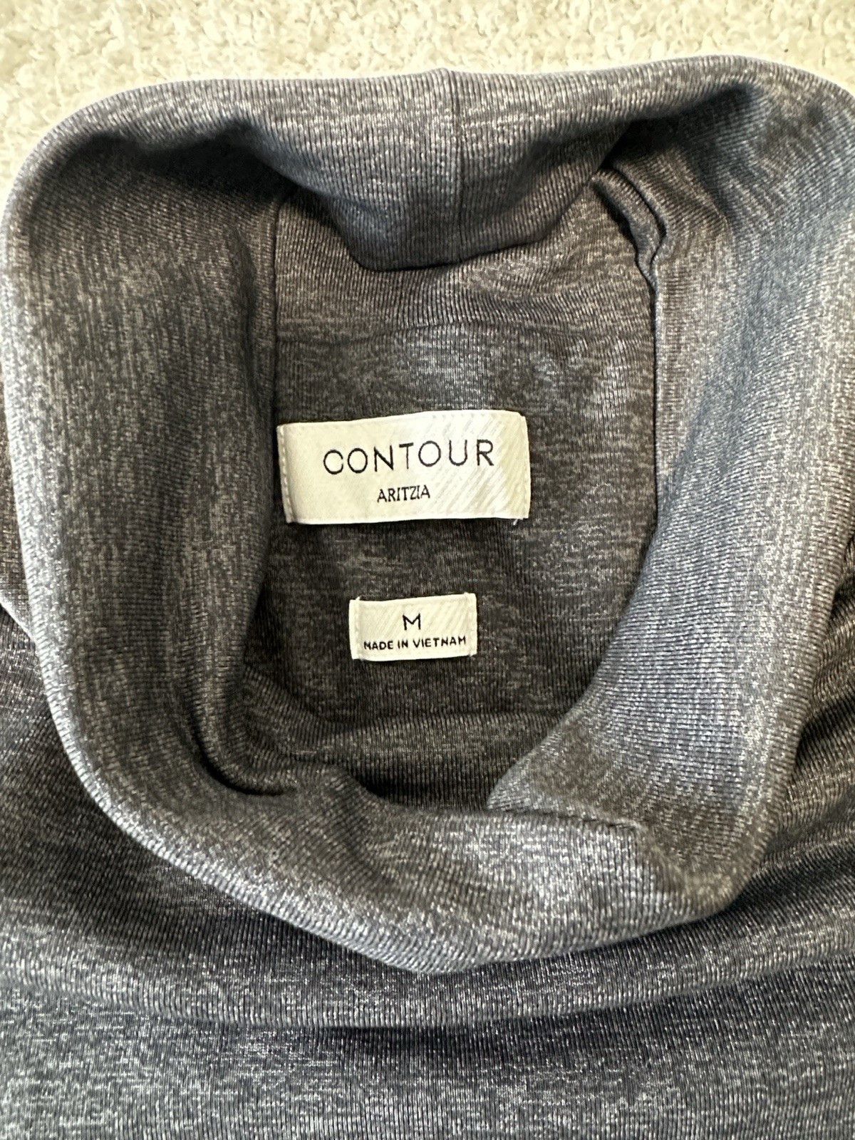 Aritzia Contour Gray Solid Turtleneck Long Sleeve Jersey Top Women’s M
