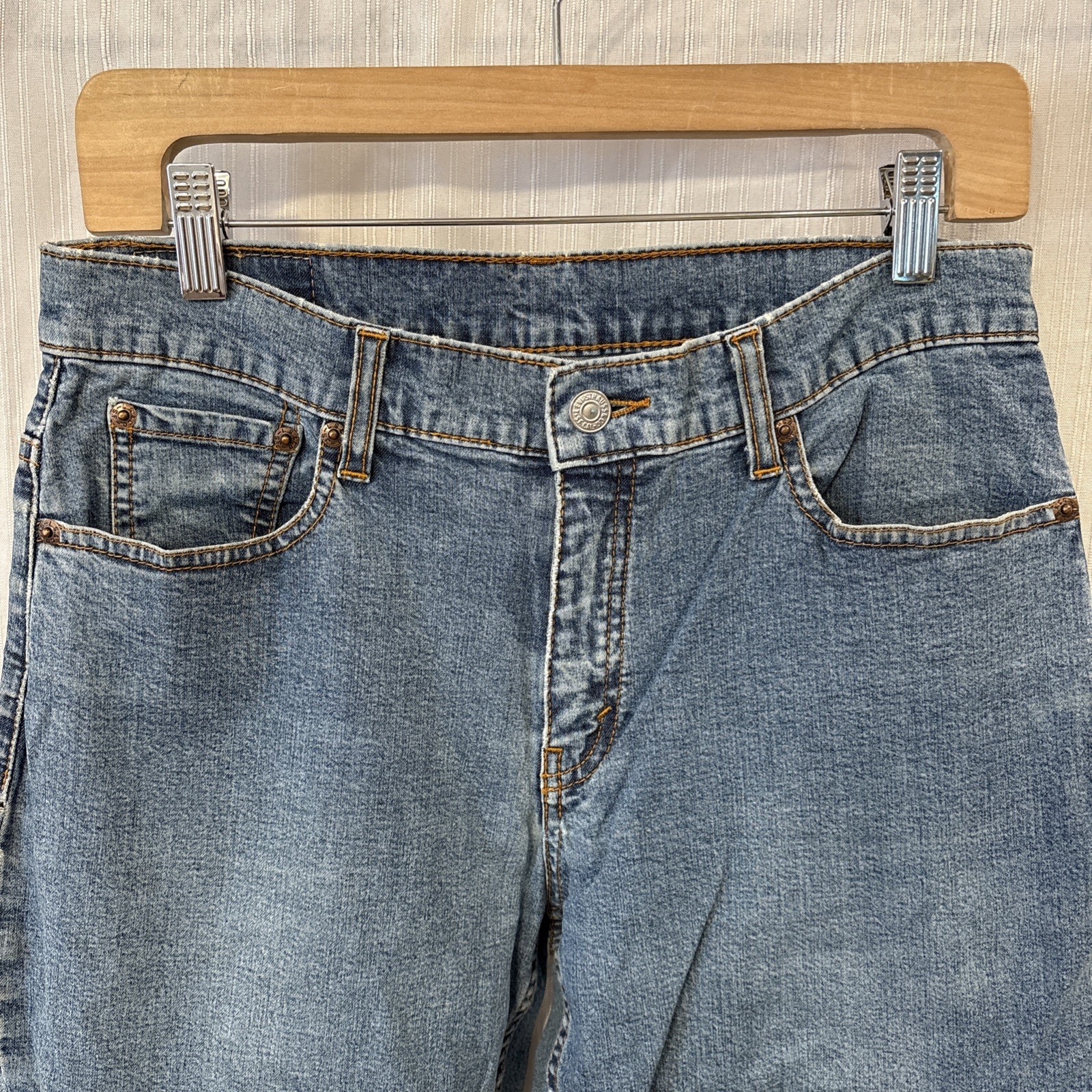 2002 Levi’s Stretch Jeans Women’s 10M Blue Medium Wash (30Wx29L)