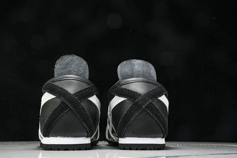 Onits*ka Tiger Mexico 66 Black White DL408-9001 Unisex Size 4-11