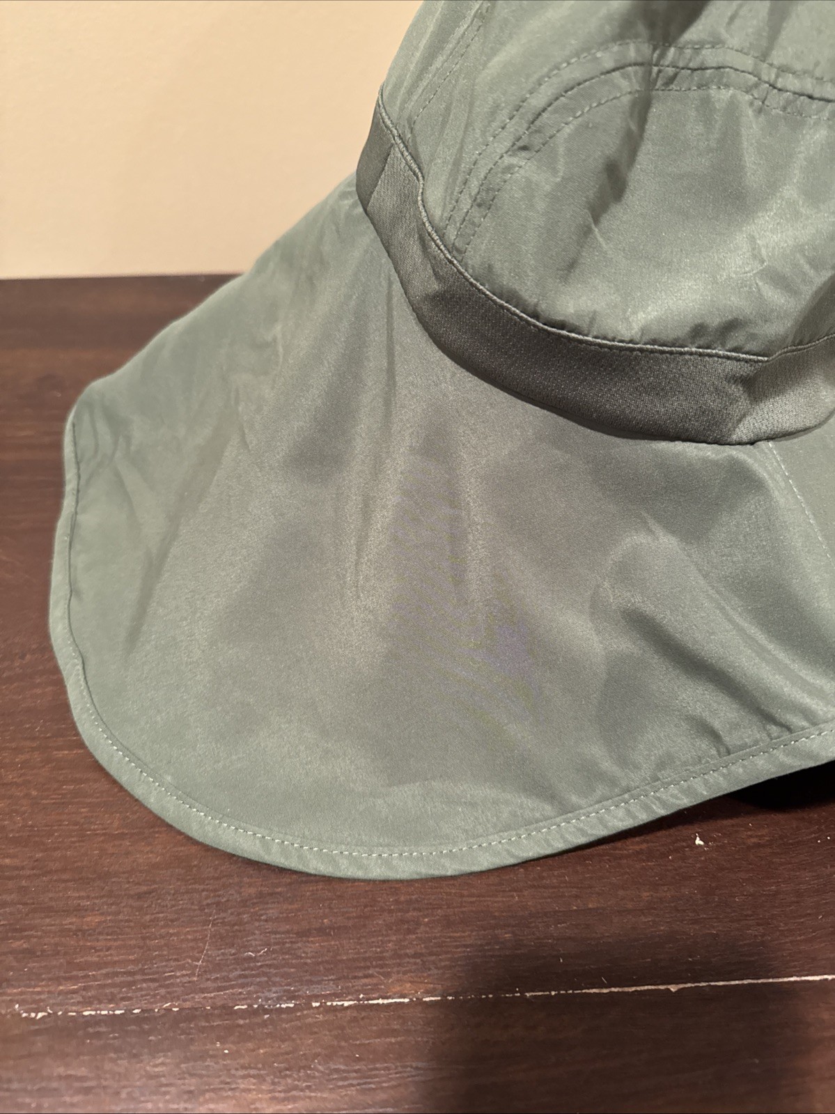 Mission Unisex 1 Size Fits Most Cooling Sun Protector Hat Bronze Green Neck Flap