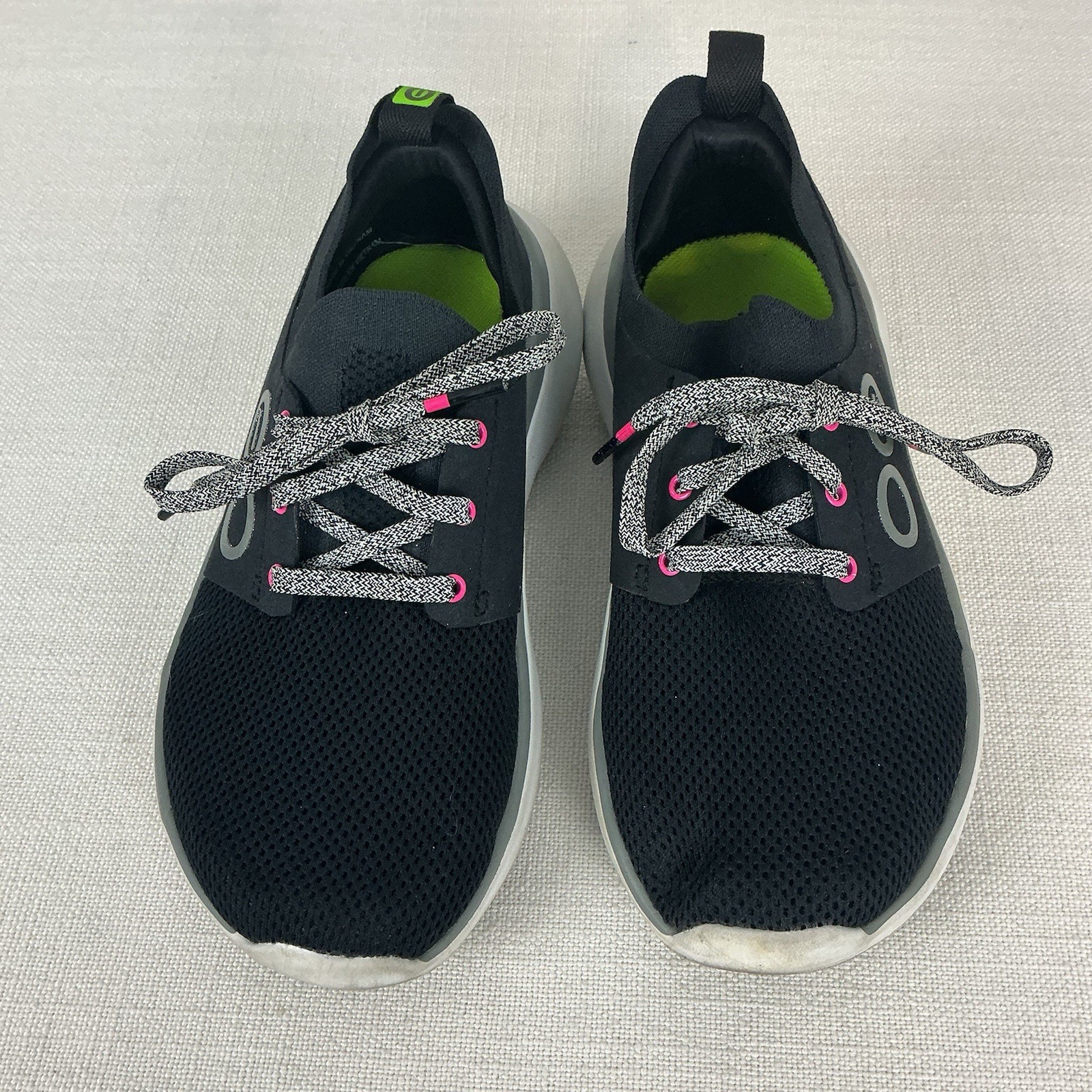 OOFOS Womens Size 6 Sneakers Black OOmy Stride Recovery Comfort Walking 04012024