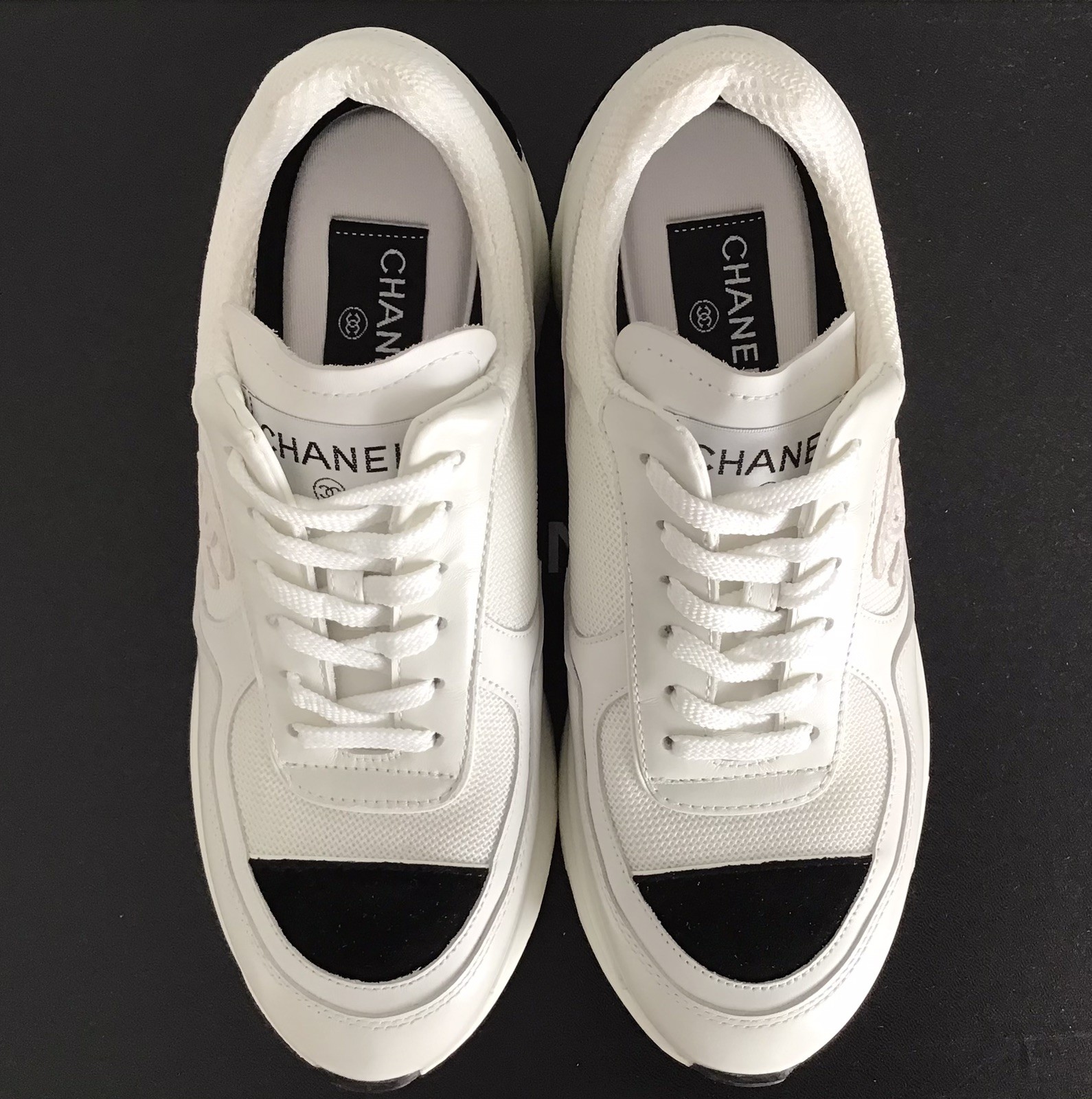 Fashion Sneakers Shiny Calfskin Leather White/Black Suede/Mesh-Size 8.0-8.5 NEW