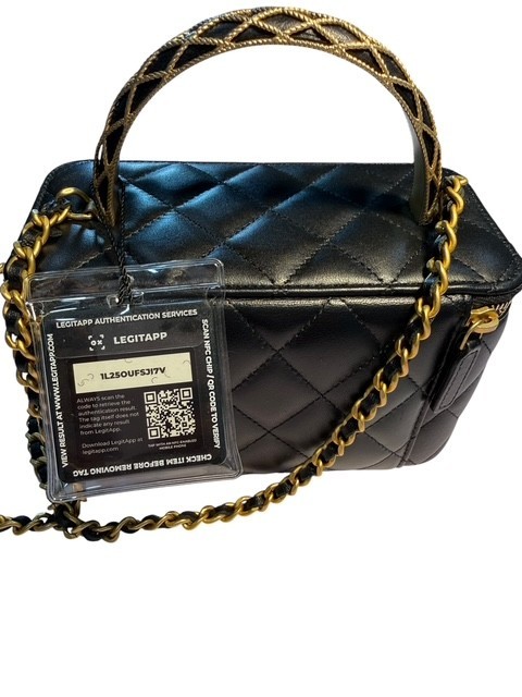 CHANEL Black Quilted Lambskin Vanity Case Crossbody Top Handle Bag MICROCHIPPED