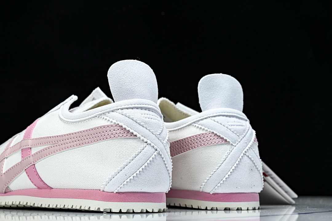 Onits*ka Tiger Mexico66 Slip-On White Ginger Peach 1183A360-132 Unisex Size 4-11