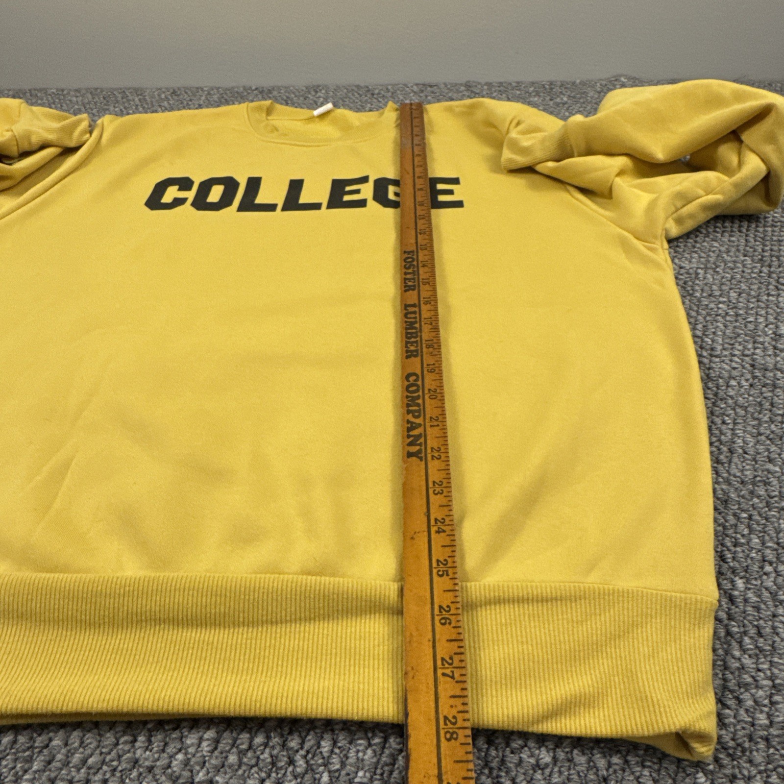 Kansas City Royals Mizzou “COLLEGE” Sweatshirt XL Animal House MLB Theme Night