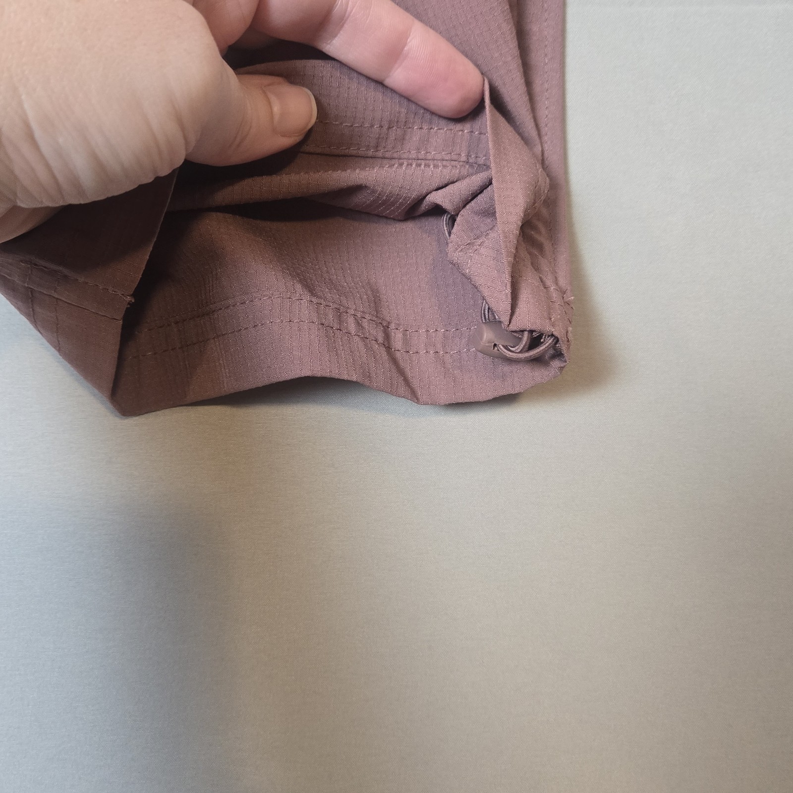 Eddie Bauer Rainier Active Water Repel Capri Pants Women Sz L Mauve UPF EB000830