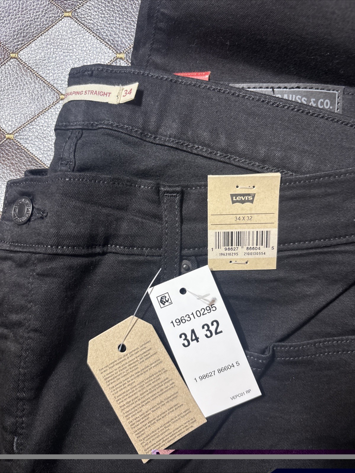 Levi’s Women’s 314 Shaping Straight Mid-Rise Stretch Denim Jean 34×32 011