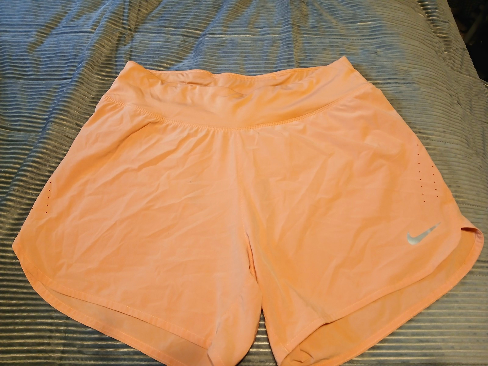 Women’s Peach Solid Running & Jogging Shorts Elastic Waist Polyester/Spandex