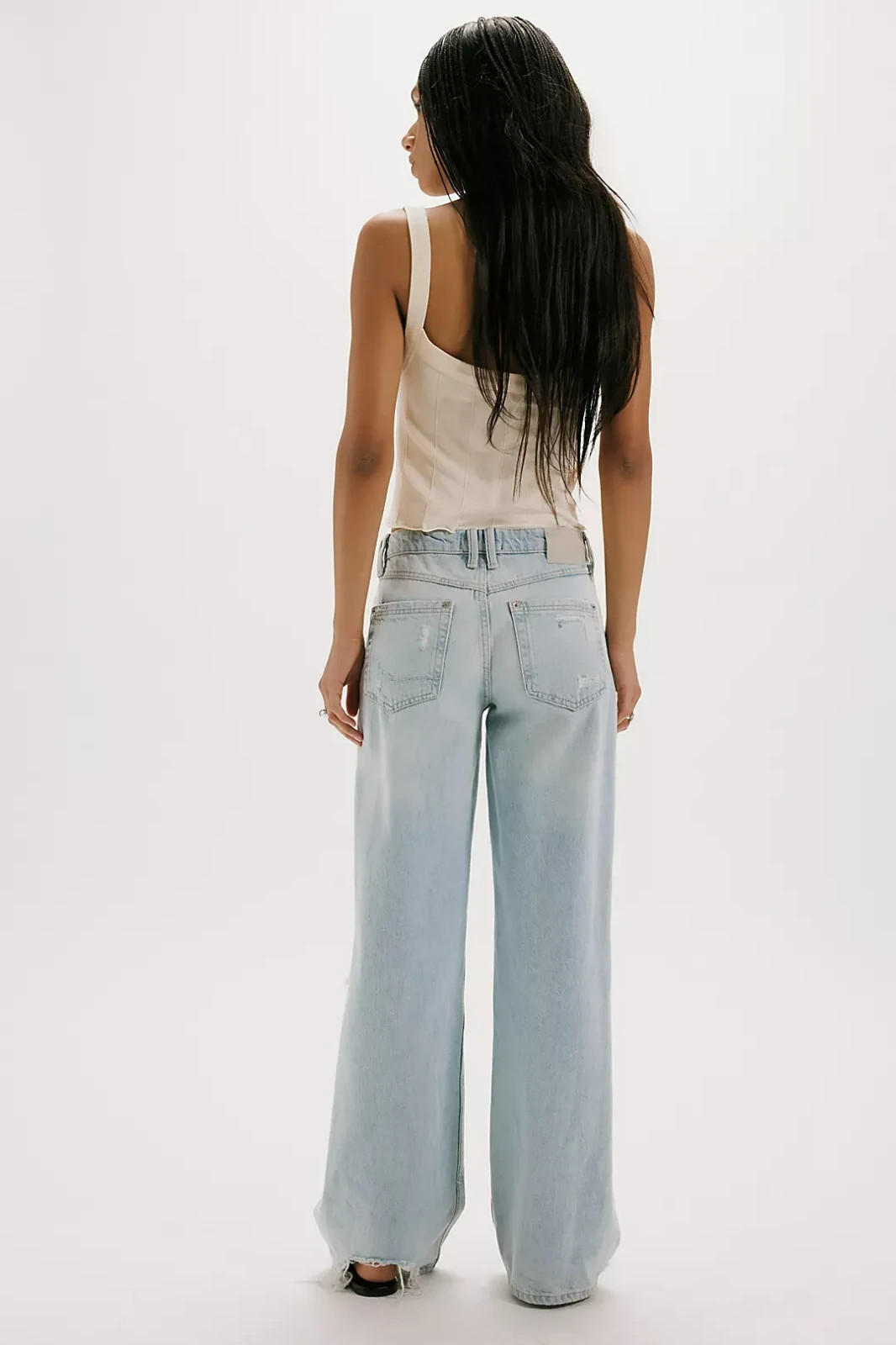 Freepeople – We The Free Tennessee Low-Rise Boyfriend Jeans – Sale Off