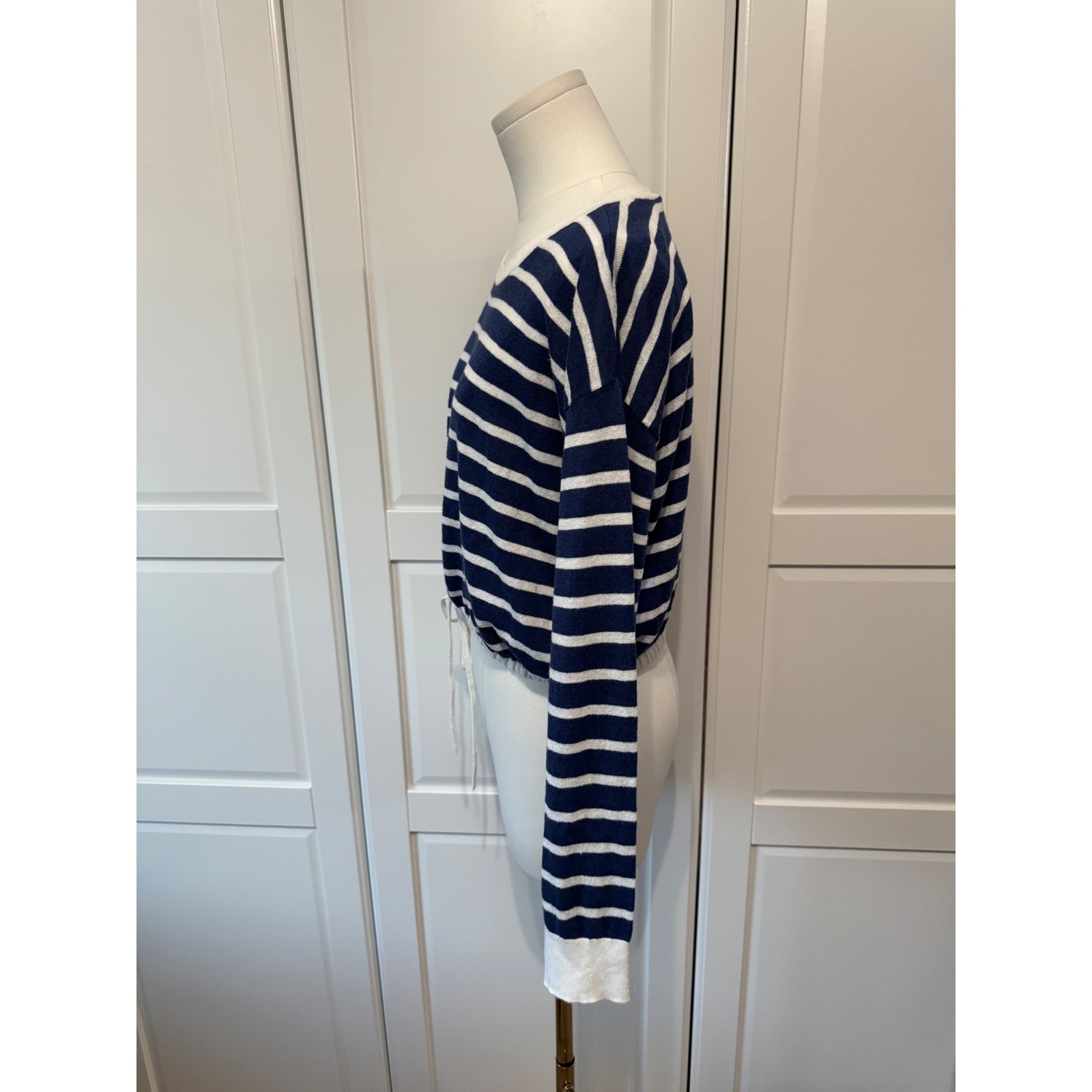 Alice + Olivia Navy Bernetta White Blue Stripe Linen Cotton Crop Sweater Small