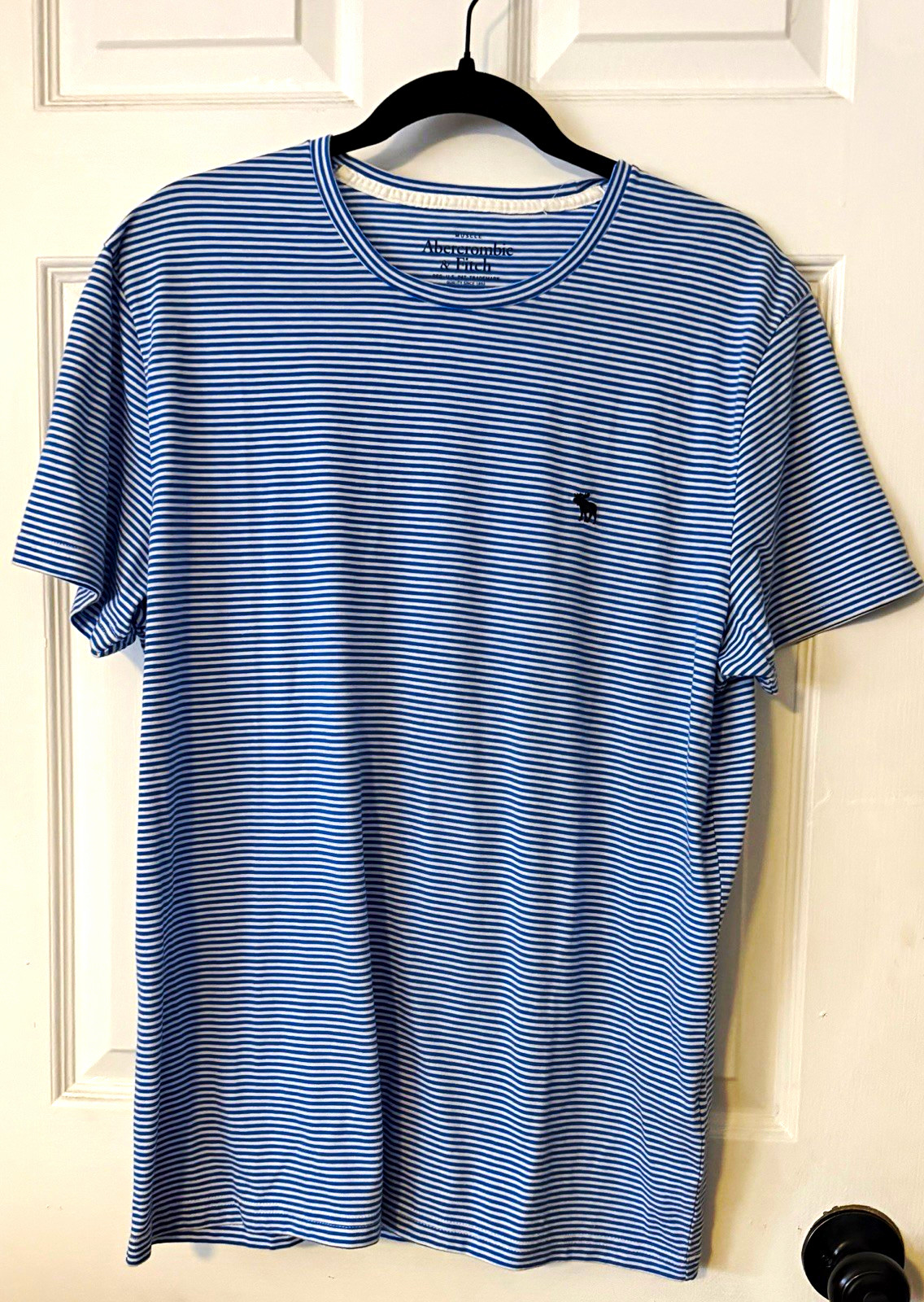 NWT Abercrombie & Fitch Muscle Fit Blue White Striped Crew Neck Tee XL
