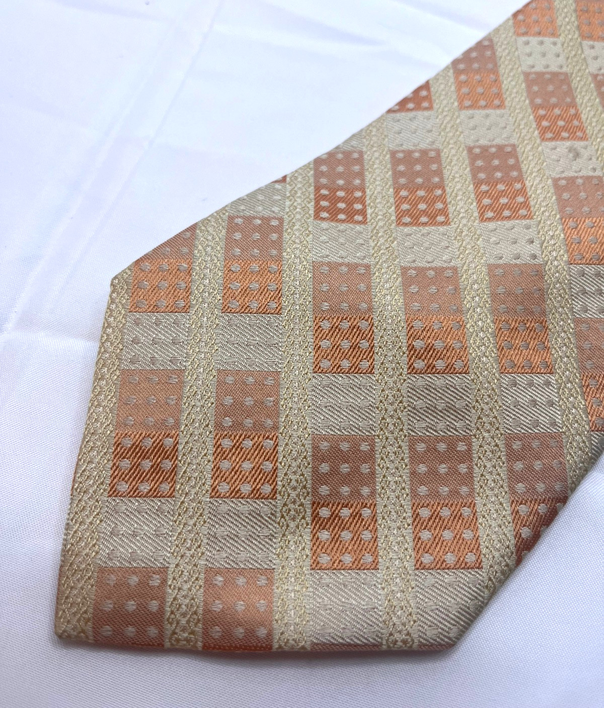 Lamberti Made in Italy 100% Silk Tie Gold Peach Geometric Polka Dot Necktie