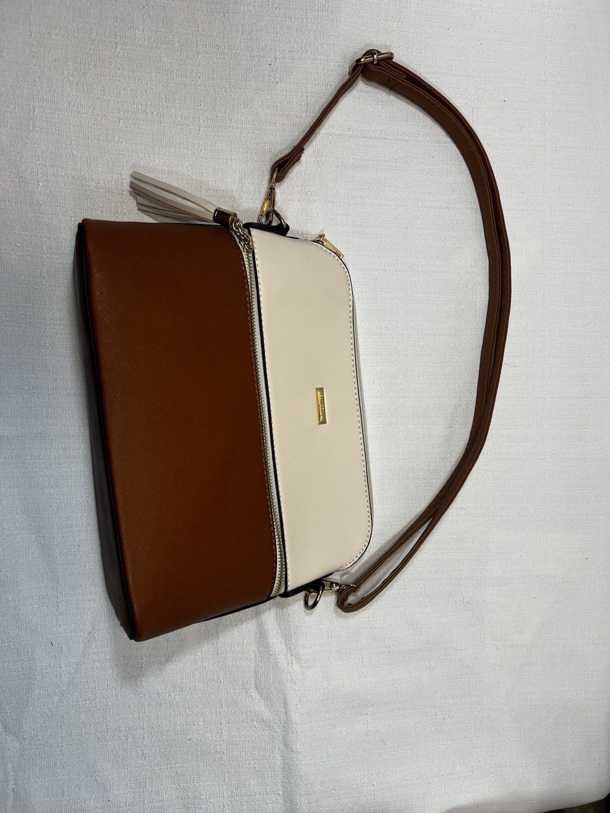 Elim & Paul Two-Tone Crossbody Bag – Brown & Cream Faux Leather – Excellent Cond