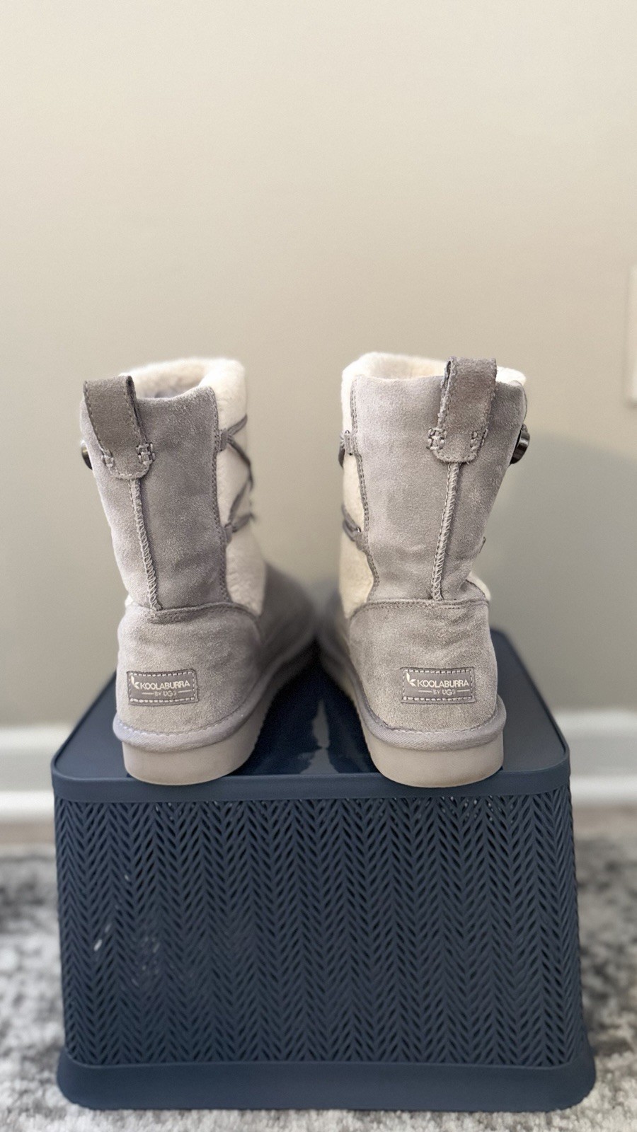Koolaburra by UGG Tynlee Gray Suede Shearling Lined Lace-Up Mid-Calf Boot US 9