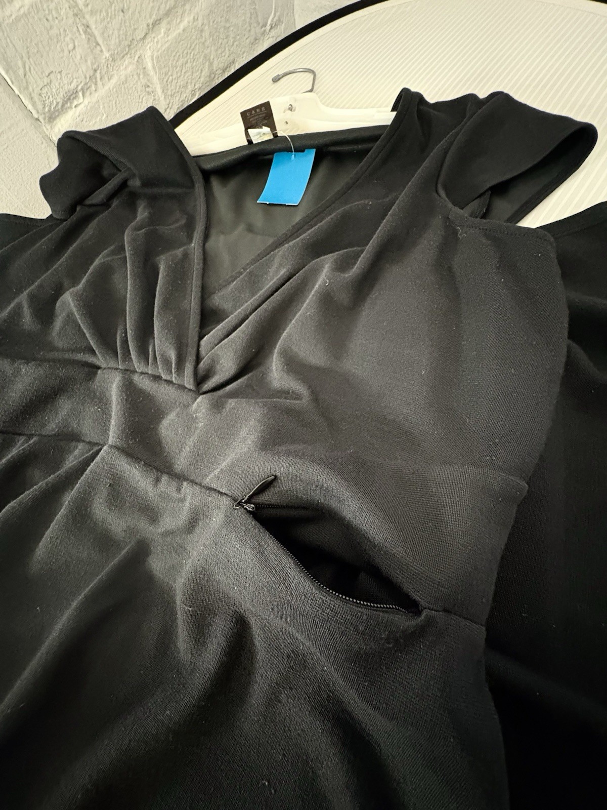 REI Dress Womens small Black Sleeveless V Neck Zip Pocket Stretch active wear XL